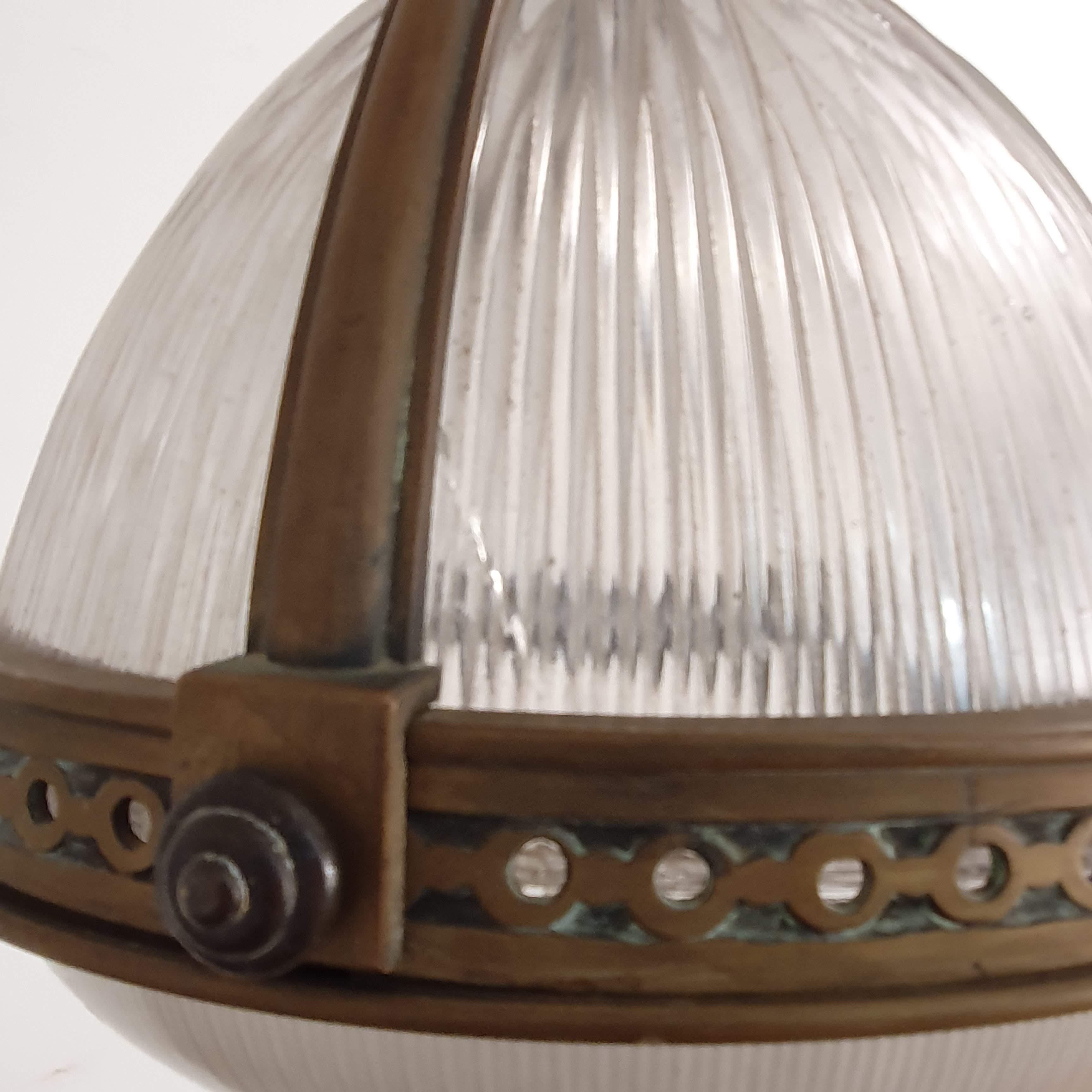 French Holophane Brass Pendant Light, circa 1920 In Fair Condition For Sale In Tourcoing, FR