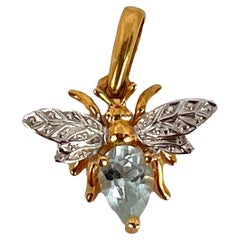 Vintage French Honey Bee Aquamarine 18K Yellow White Gold Charm Pendant 