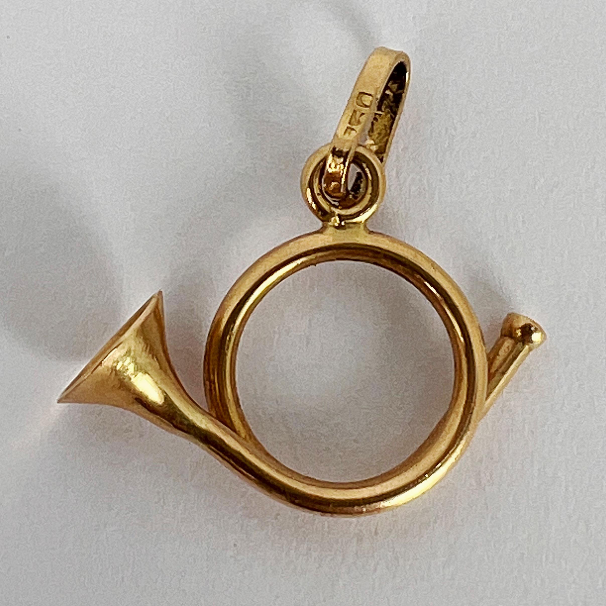 French Horn 18K Yellow Gold Charm Pendant For Sale 1