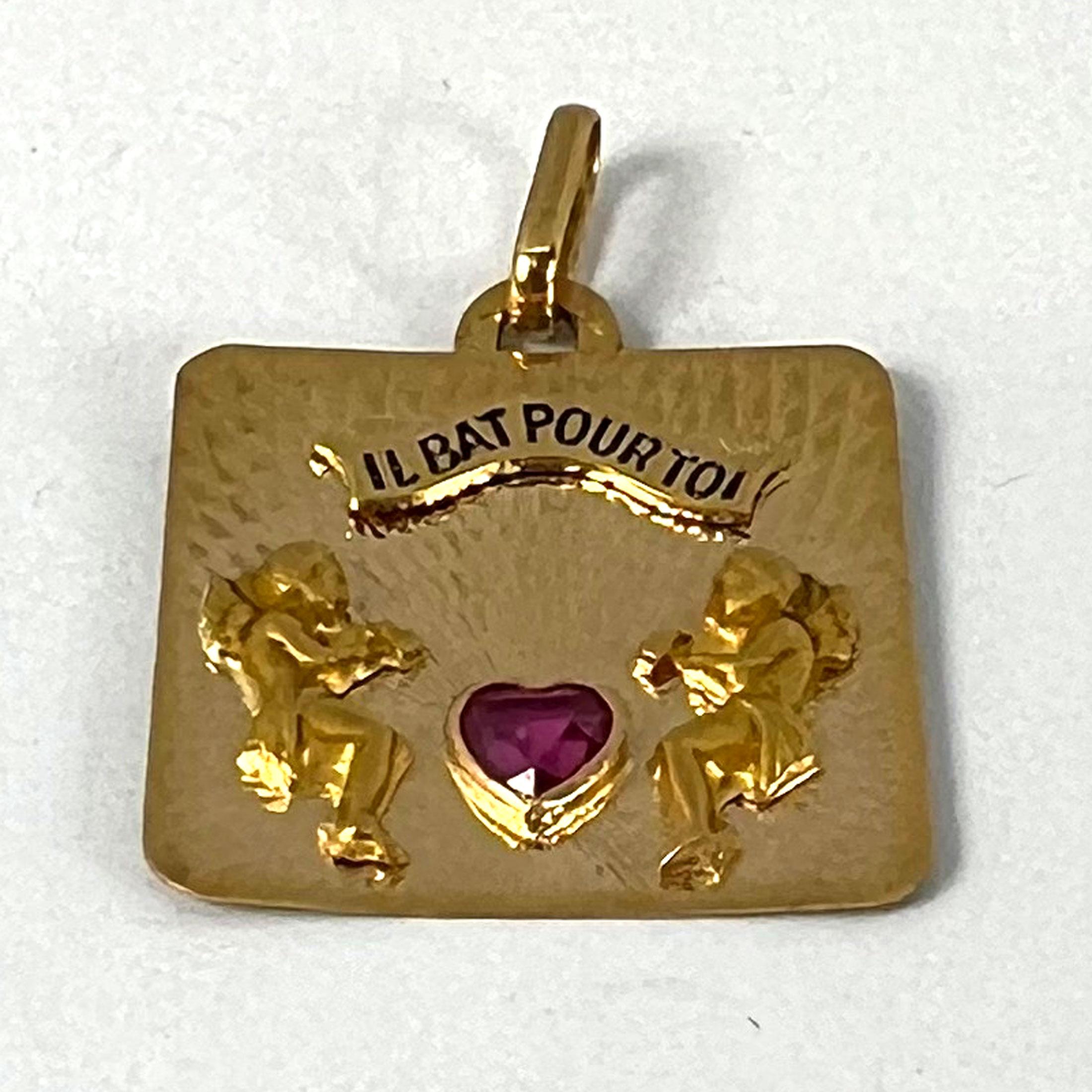 Francese Il Bat Pour Toi Il mio cuore batte per te Ciondolo d'amore in oro giallo 18K con rubino in vendita 9