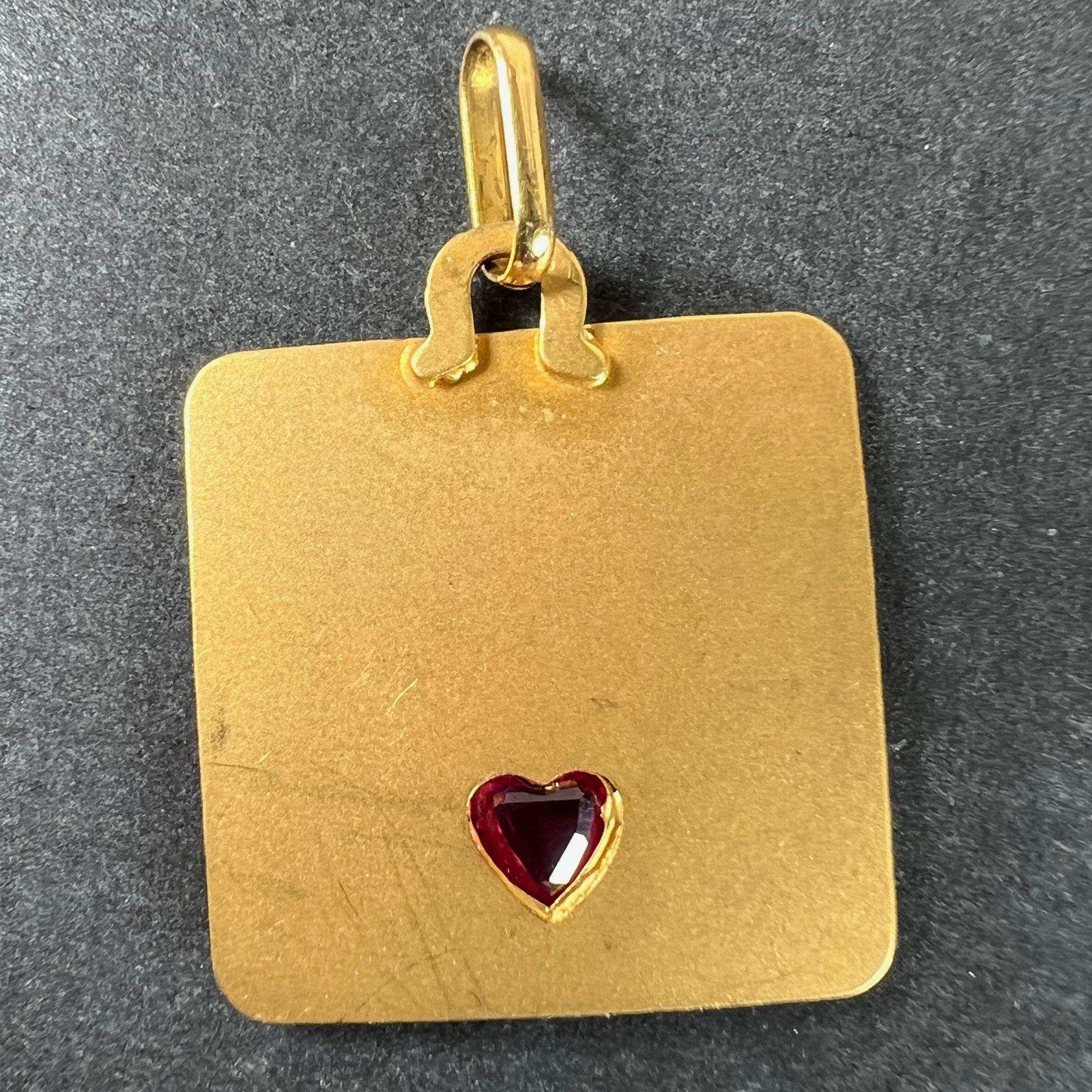 Cuore Francese Il Bat Pour Toi Il mio cuore batte per te Ciondolo d'amore in oro giallo 18K con rubino in vendita