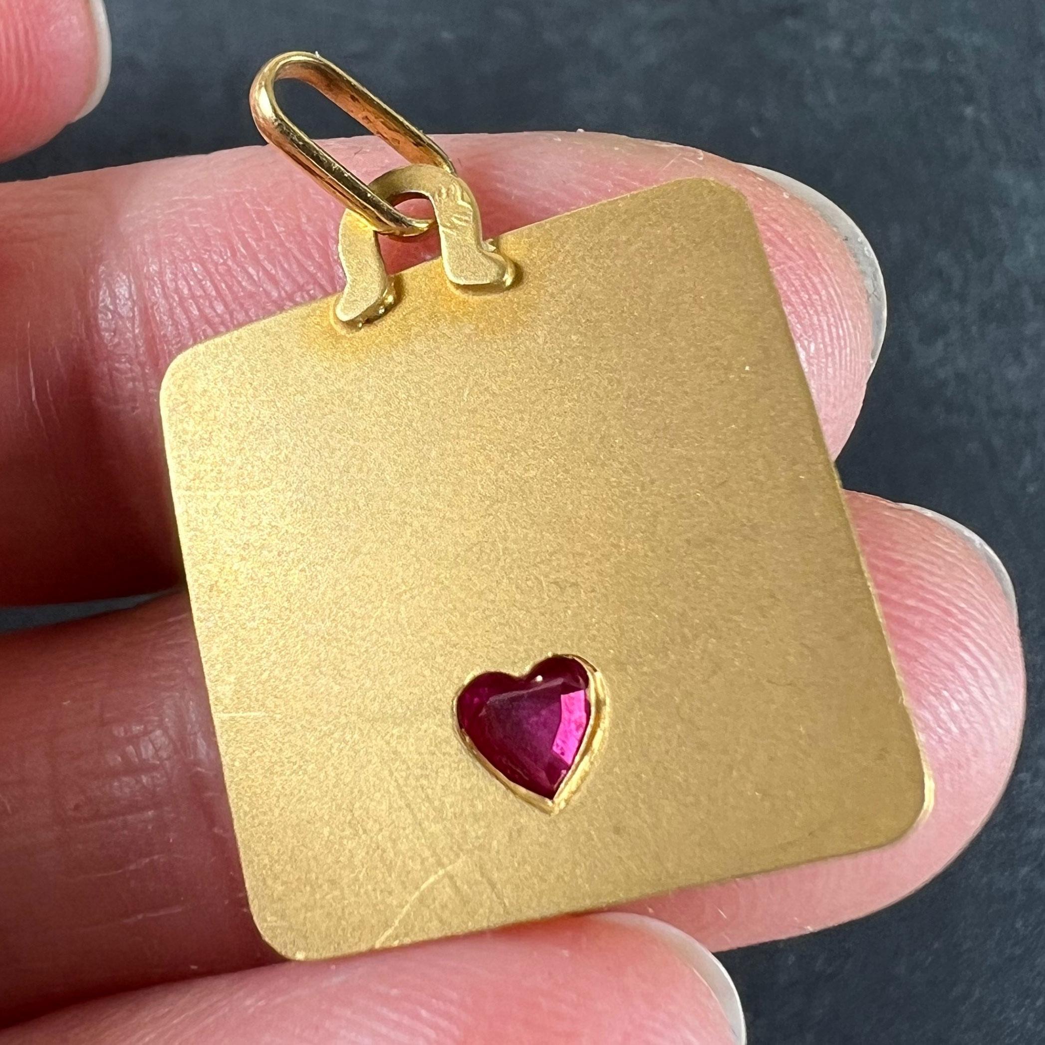 Francese Il Bat Pour Toi Il mio cuore batte per te Ciondolo d'amore in oro giallo 18K con rubino in vendita 3