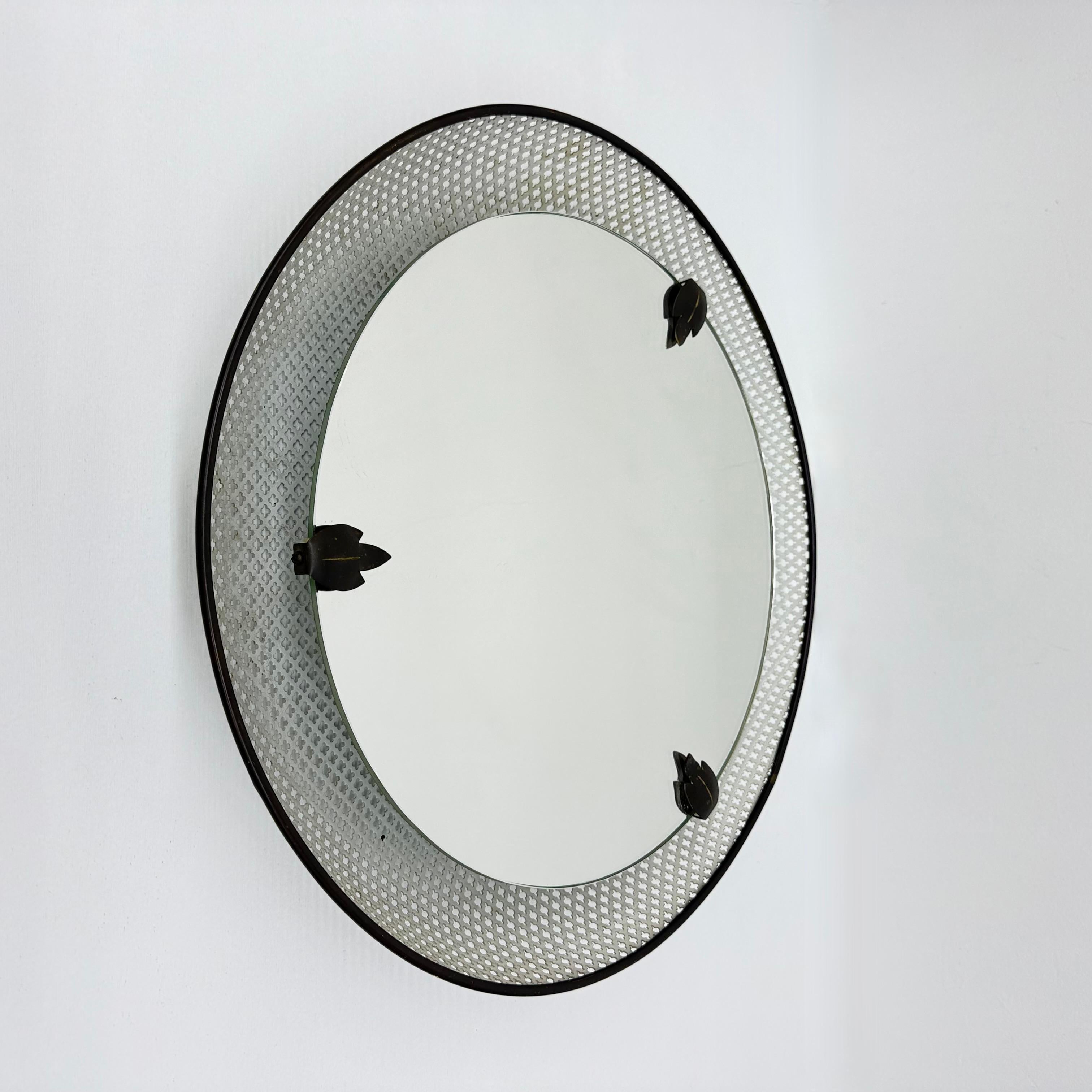 Miroir éclairé par Mathieu Mategot , années 1950 en vente 6