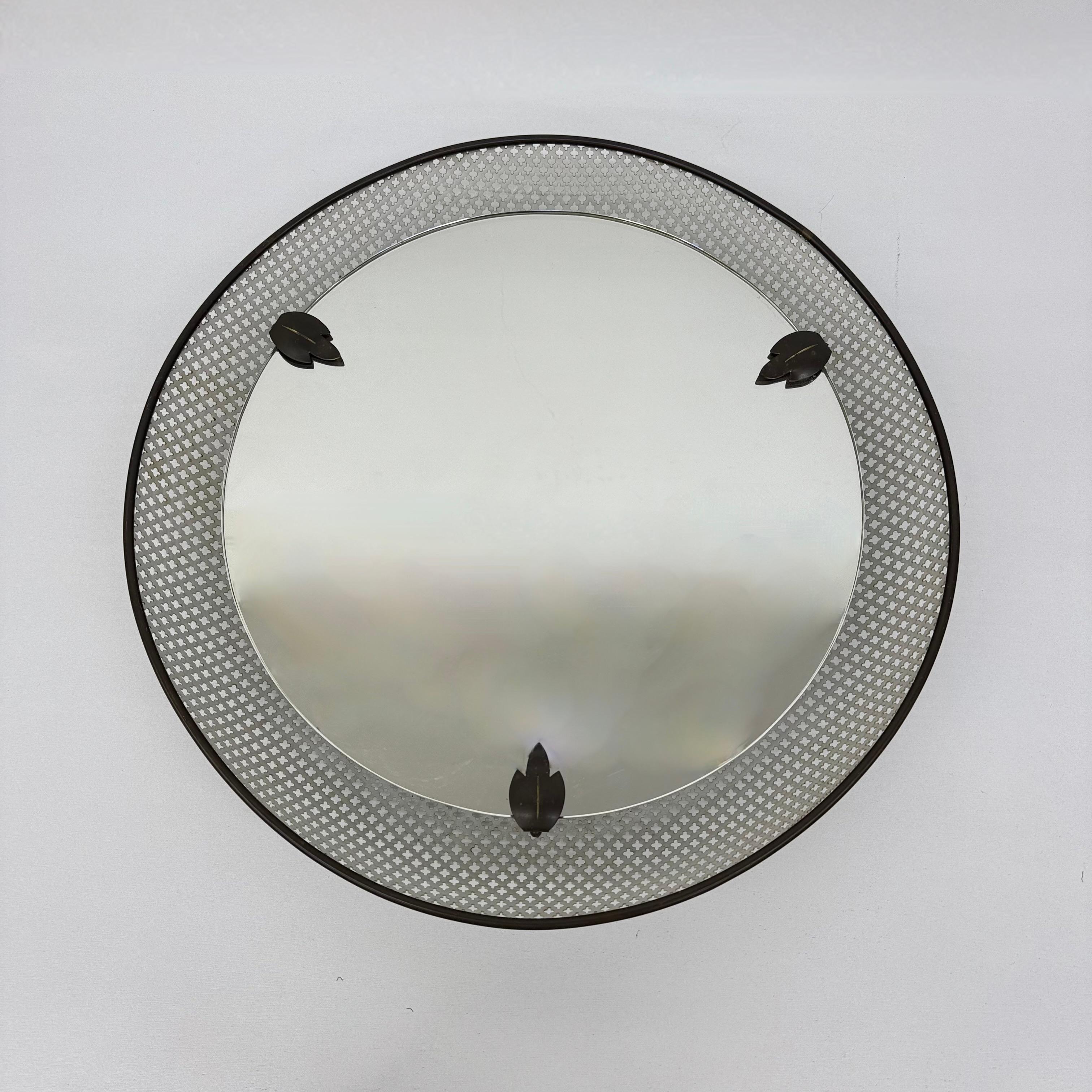 Miroir éclairé par Mathieu Mategot , années 1950 en vente 3