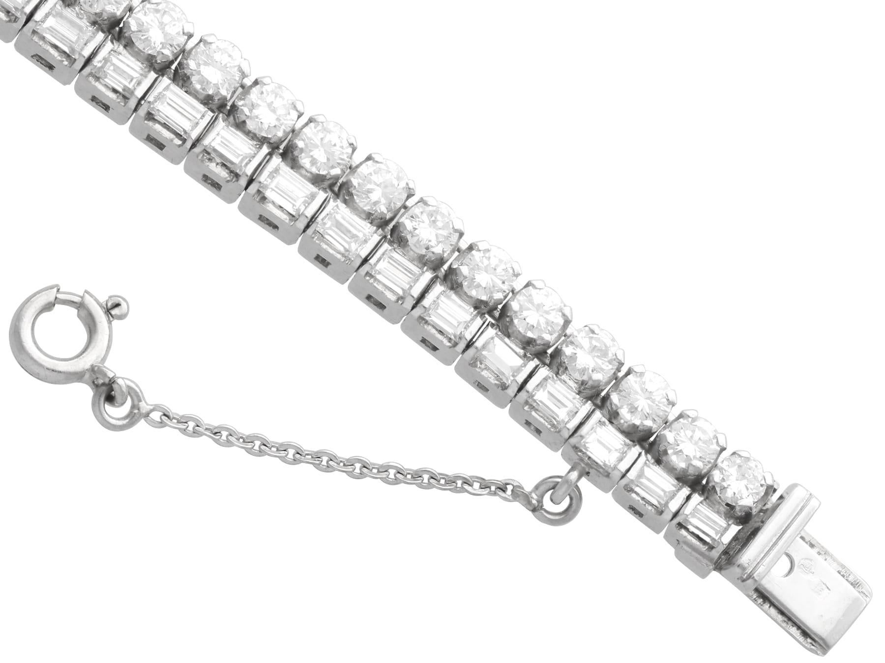 French Import 1.60 Carat Ceylon Sapphire 15.25 Carat Diamond Platinum Bracelet For Sale 3