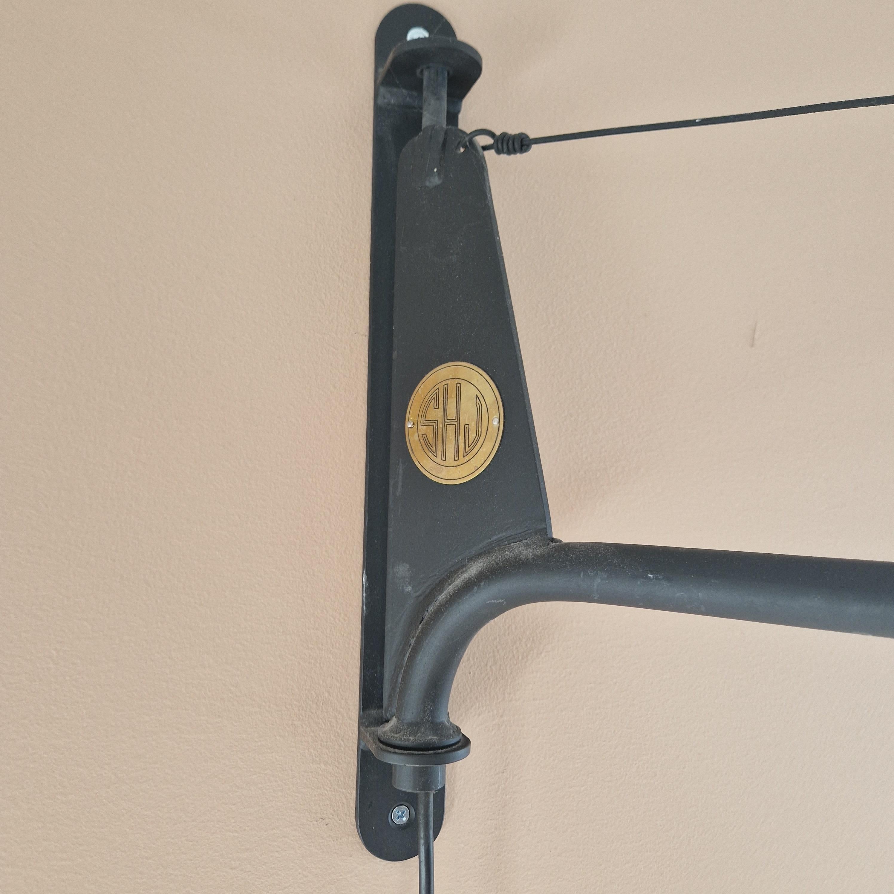 Aplique de pared francés Industrail, Al estilo de Jean Prouvé, Siglo XX en Bueno estado para la venta en Stockholm, SE
