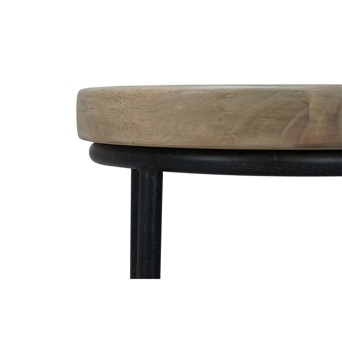 Tabouret de bar industriel français Neuf - En vente à Westwood, NJ