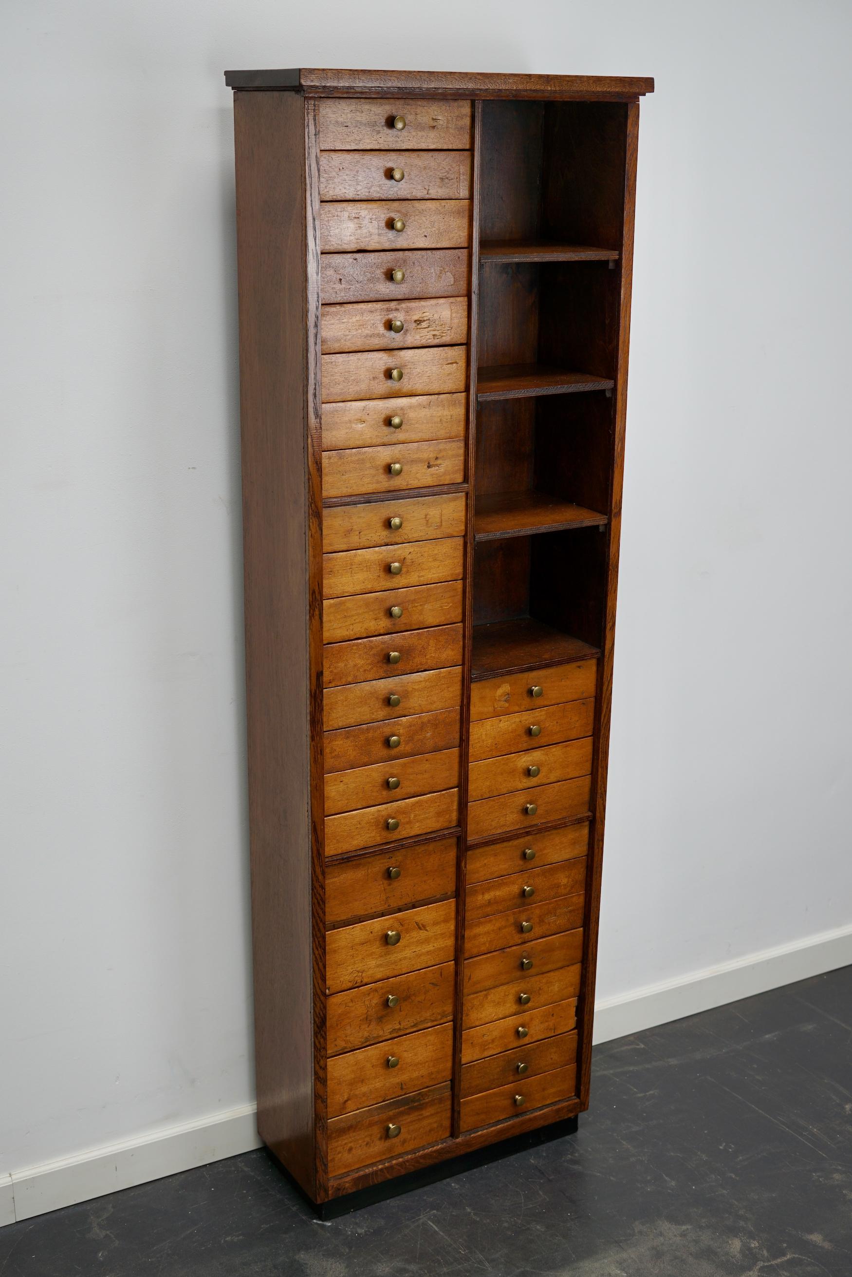 French Industrial Beech Apothecary / Watchmakers Cabinet, Mid 20th Century In Good Condition In Nijmegen, NL