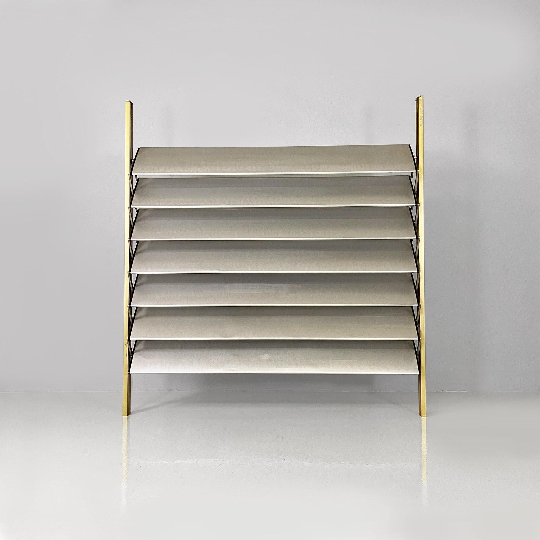 French industrial brise-soleil aluminium panel by Jean Prouvè, 1956 In Good Condition For Sale In MIlano, IT