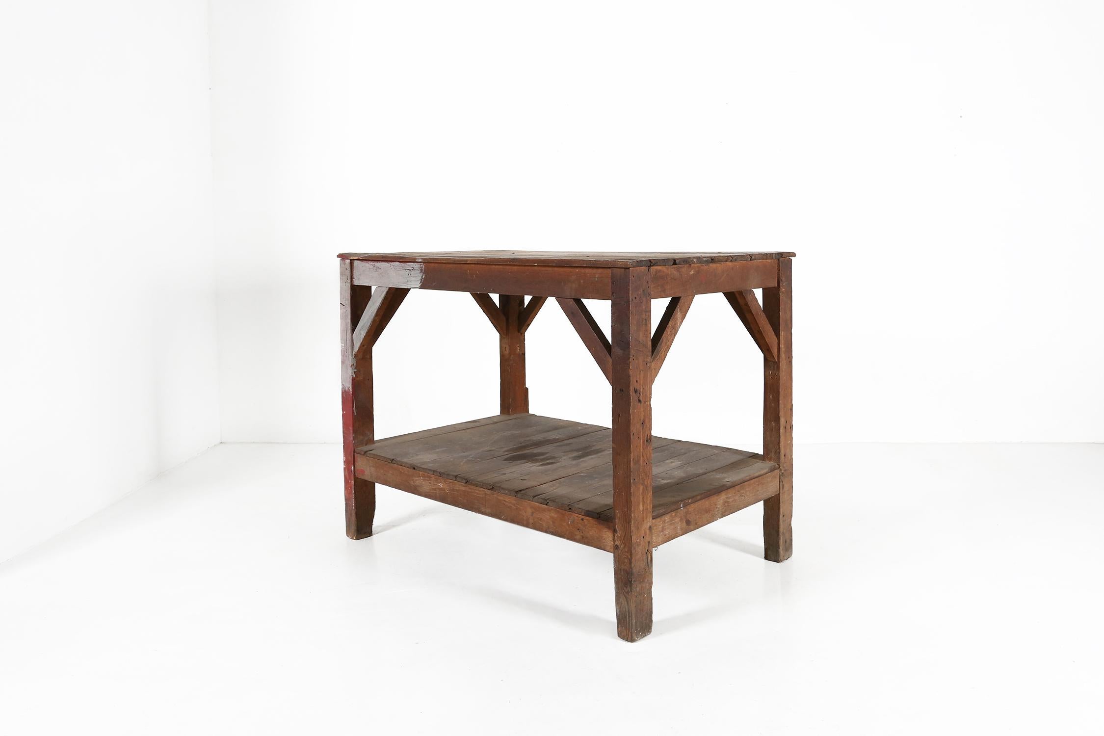 Table console industrielle française en bois massif, années 1920 en vente 4