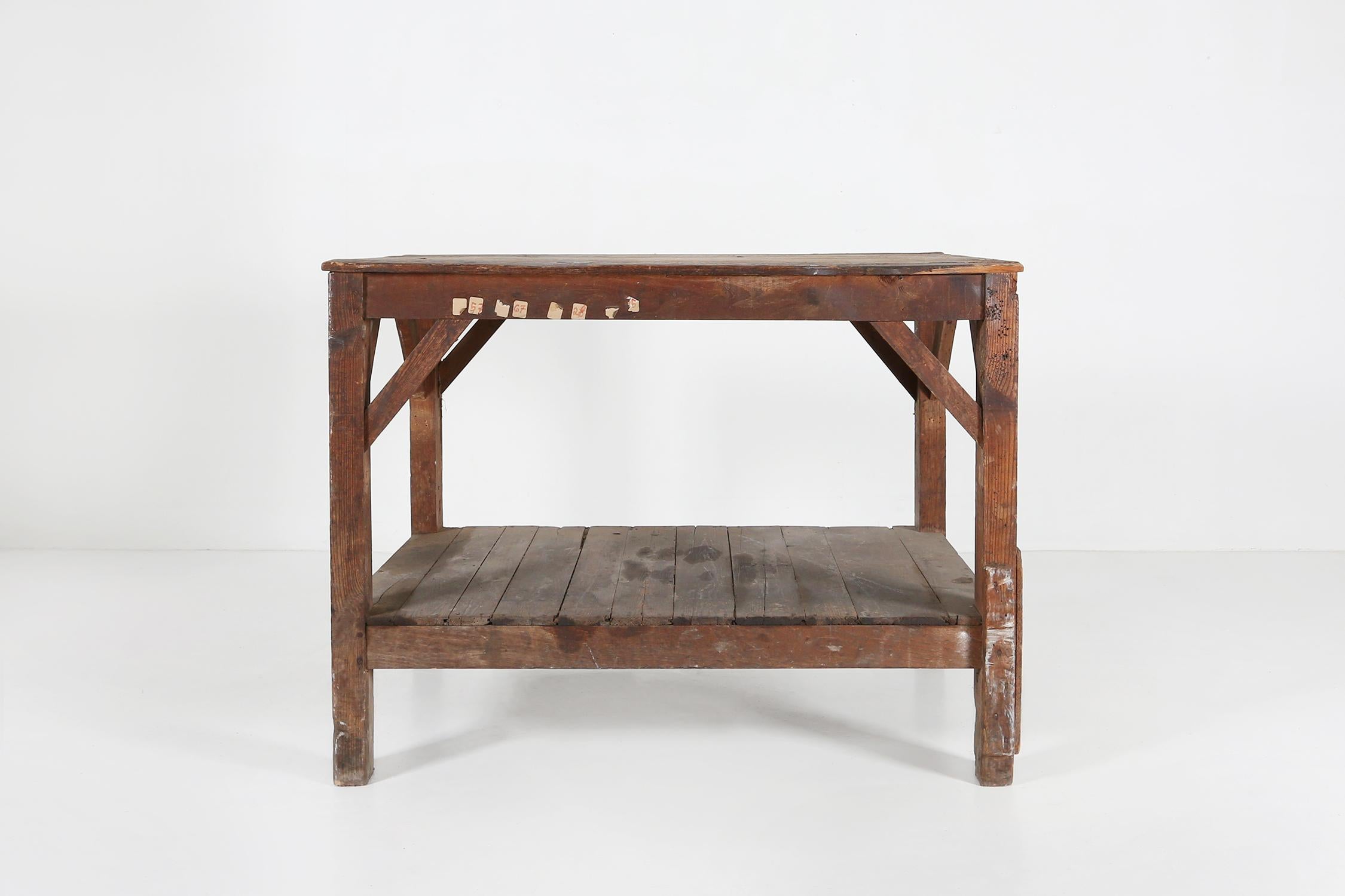 Table console industrielle française en bois massif, années 1920 en vente 7