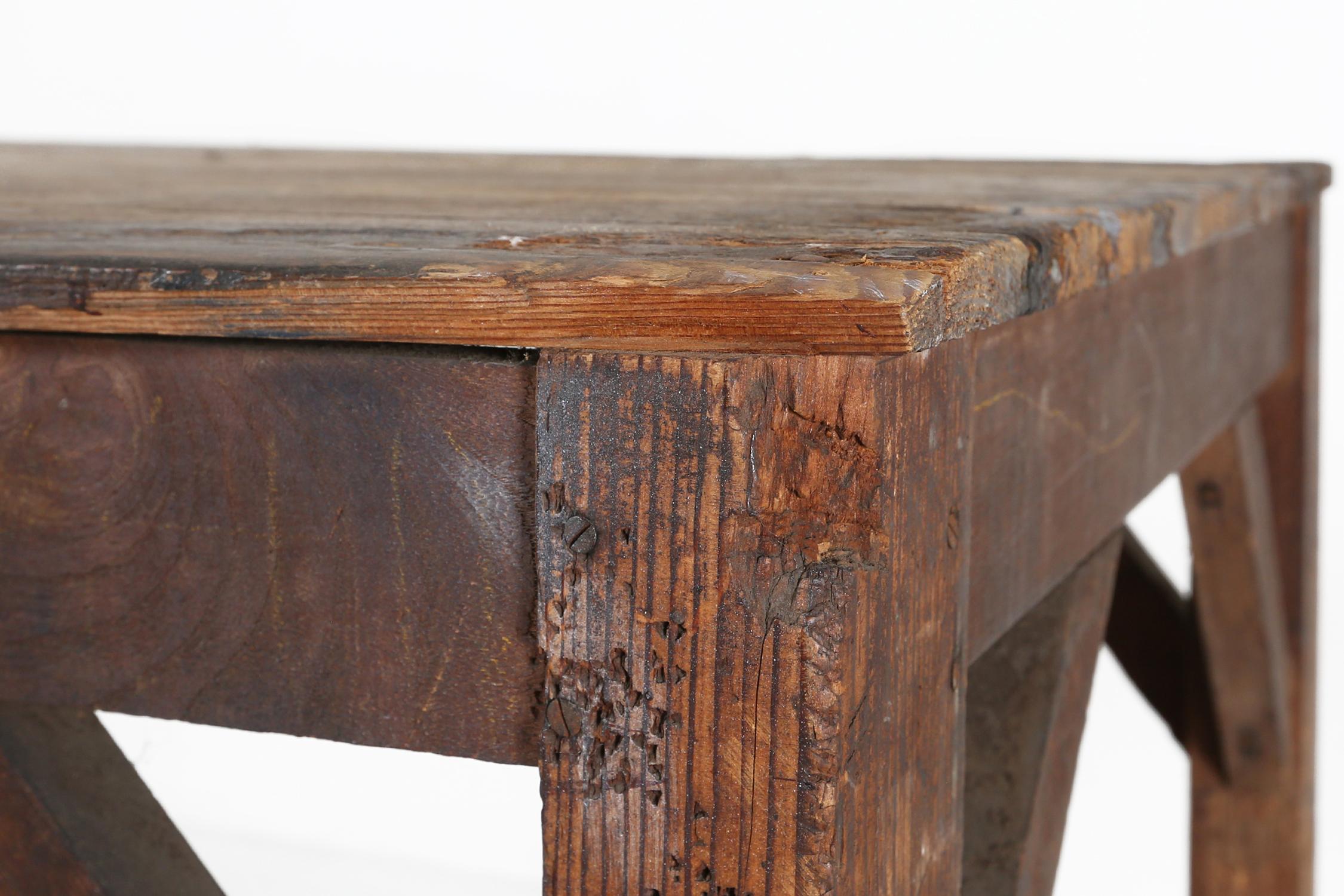Table console industrielle française en bois massif, années 1920 en vente 9