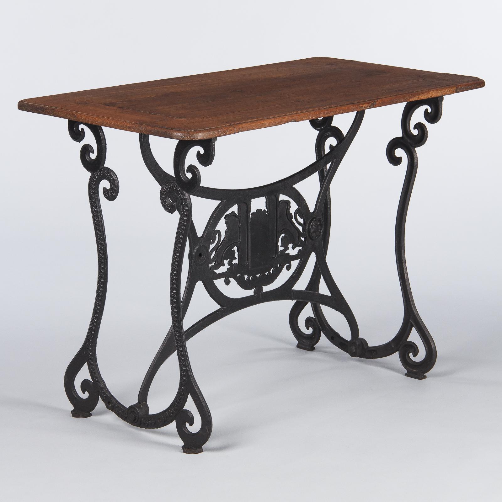 French Industrial Console Table with Iron Base and Oak Top, Early 1900s 10