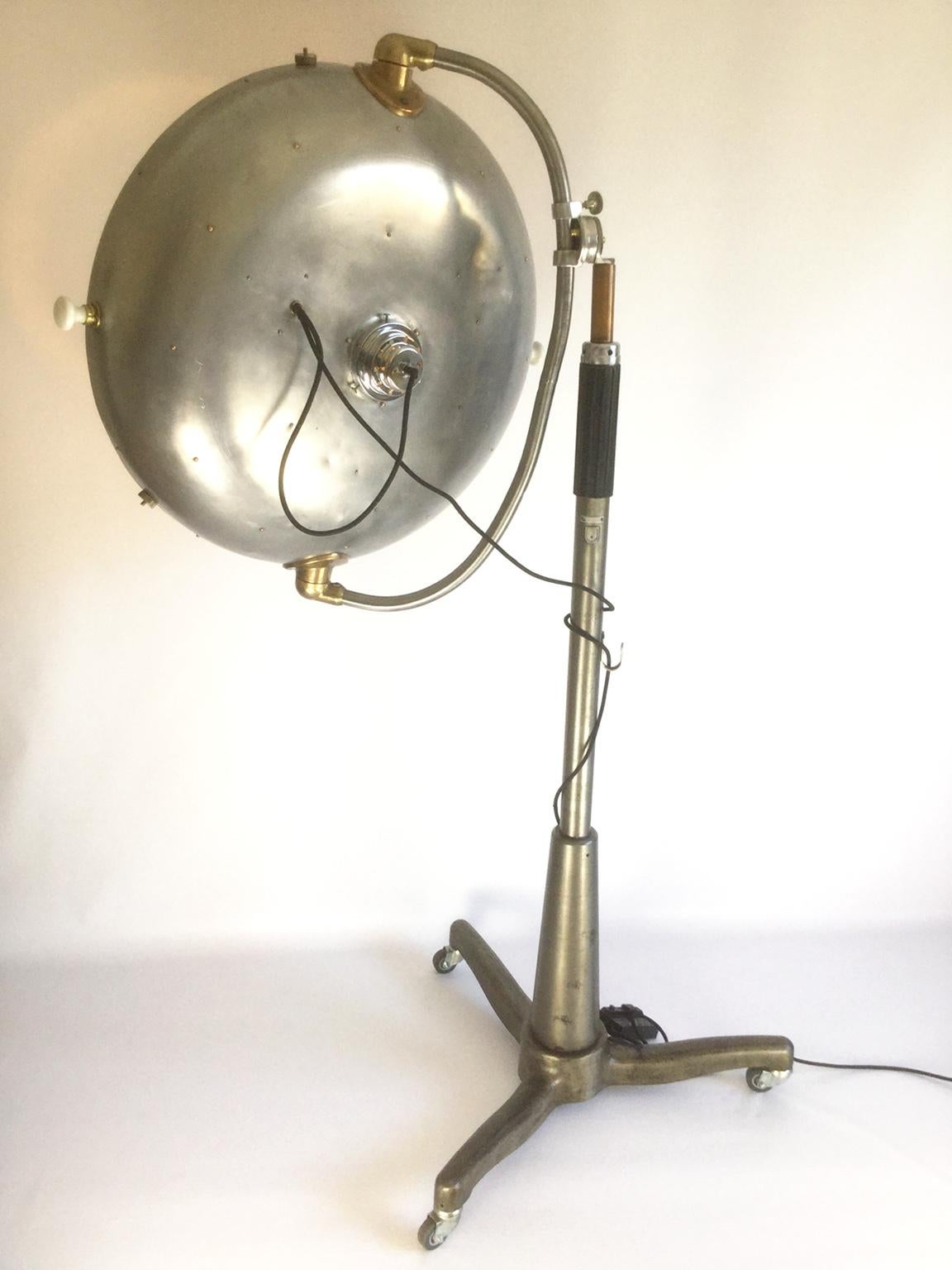 1950er Jahre Französisch Industrie Stehlampe 