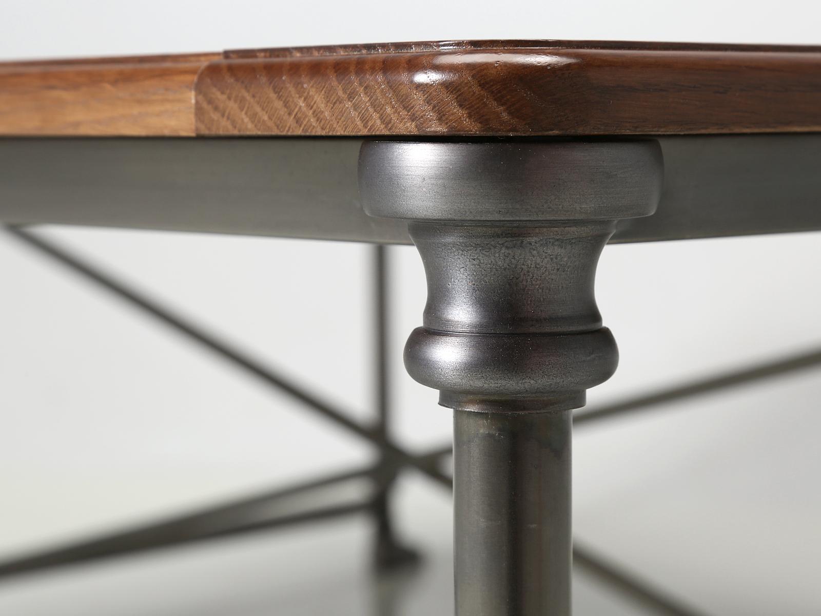 Acier inoxydable Table basse d'inspiration industrielle française en acier inoxydable de toutes les dimensions, finition en vente