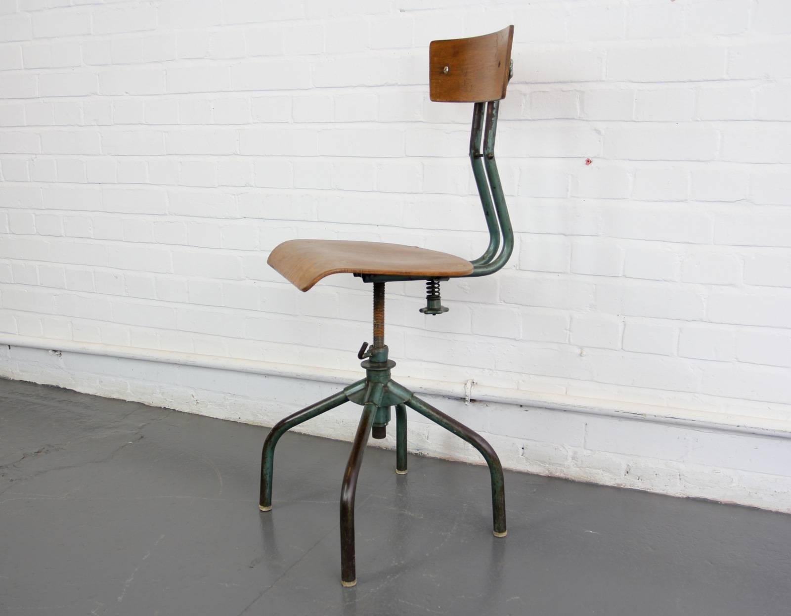 French Industrial Machinists Chair, circa 1950s 1