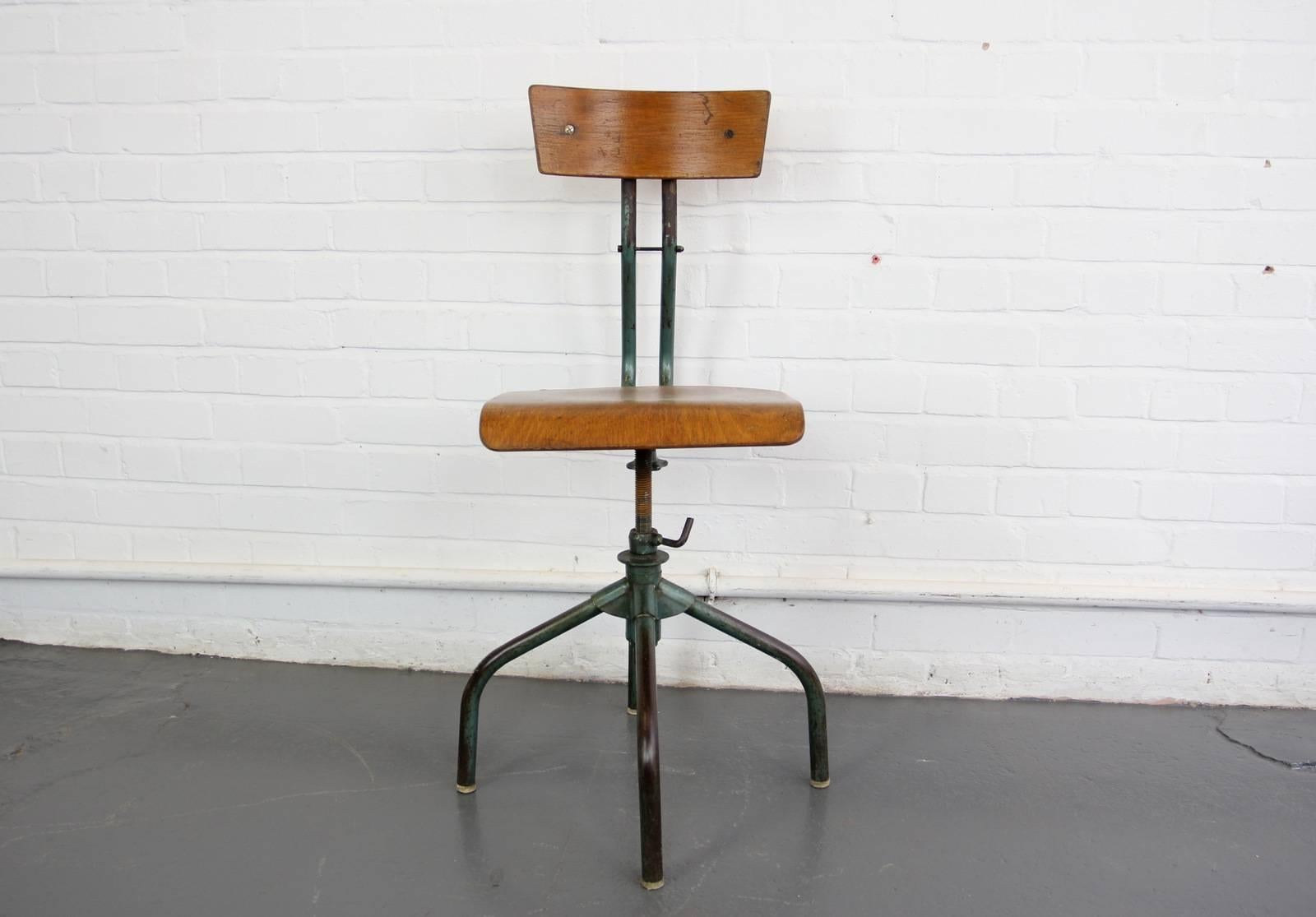 French Industrial Machinists Chair, circa 1950s 3