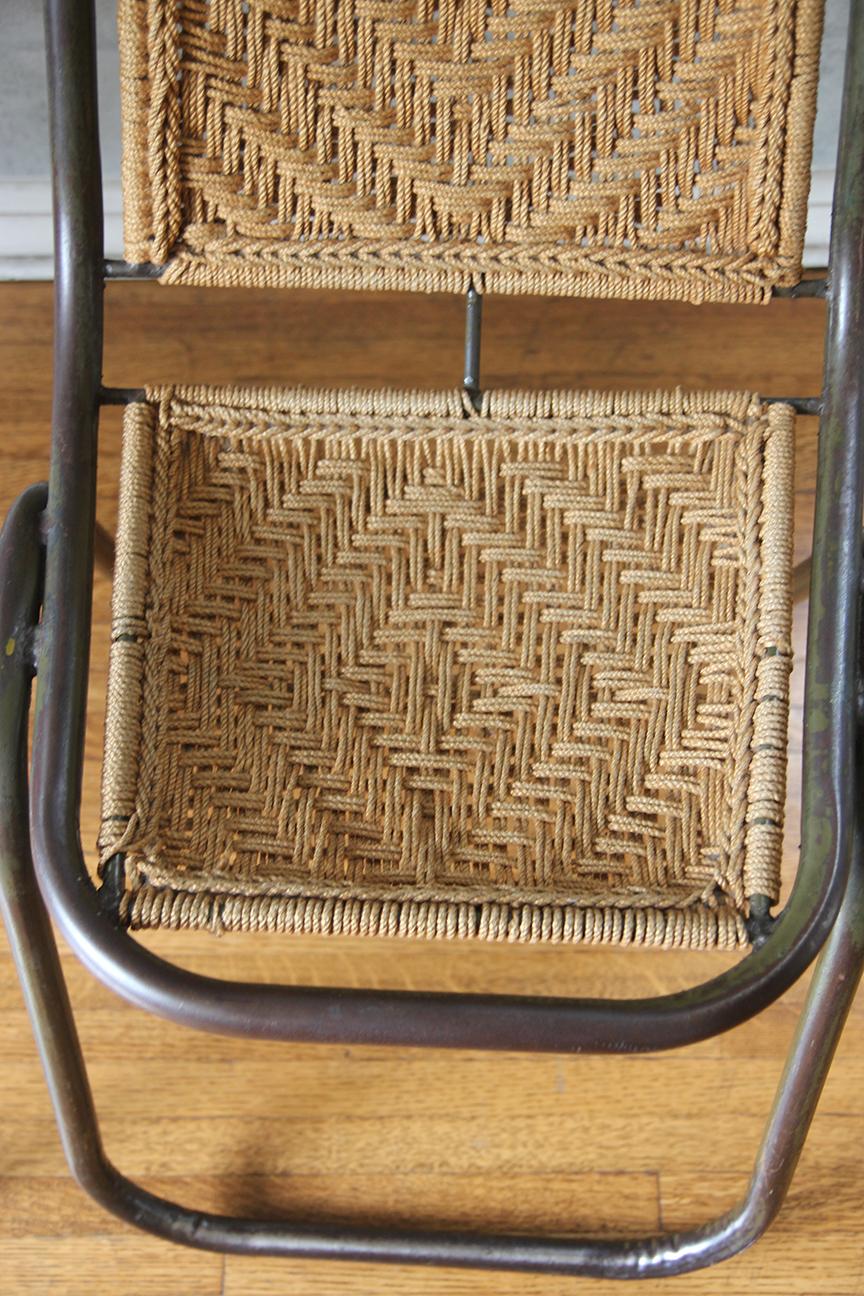 Paire de chaises industrielles françaises en corde et métal, années 1950 en vente 2