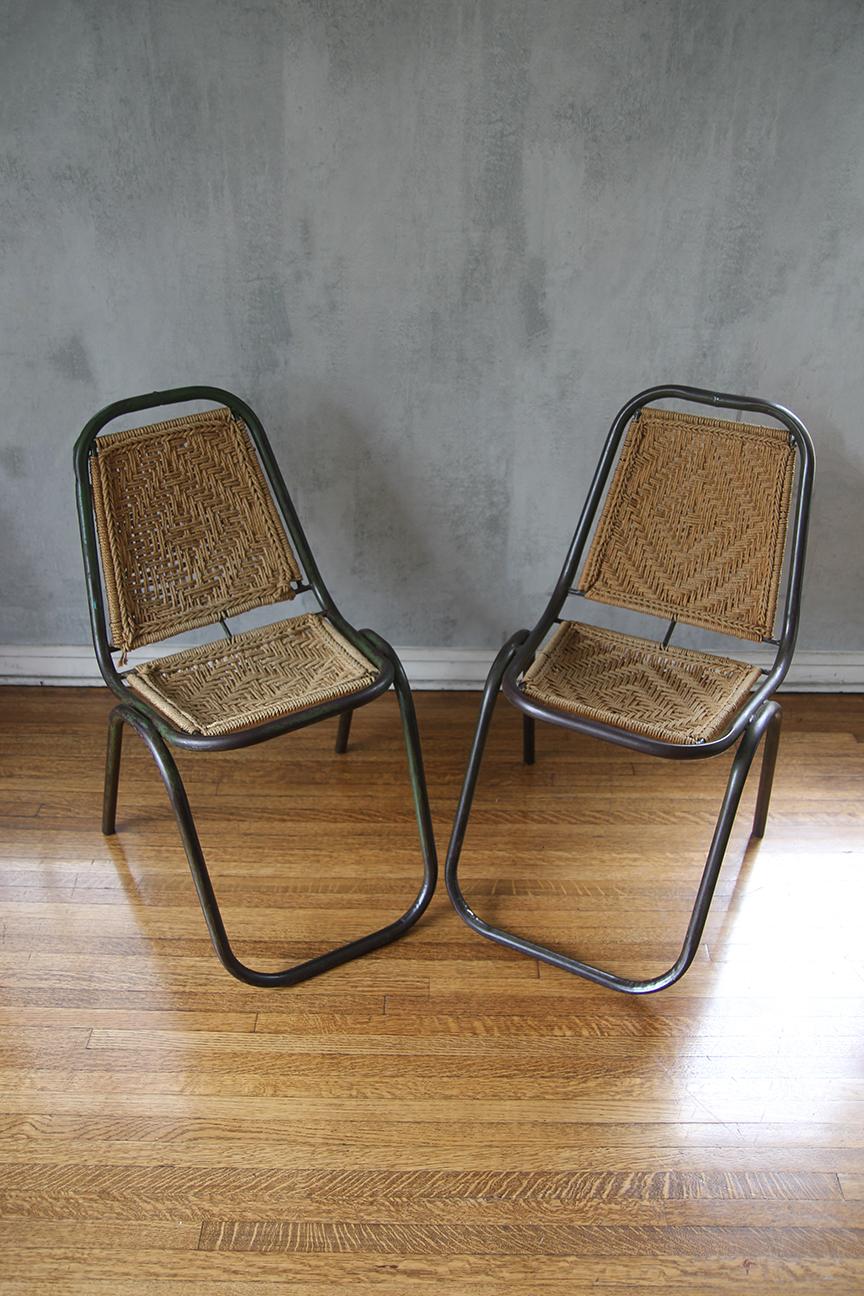 Paire de chaises industrielles françaises en corde et métal, années 1950 en vente 6