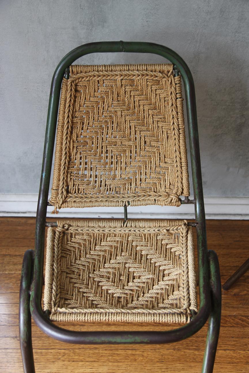 20ième siècle Paire de chaises industrielles françaises en corde et métal, années 1950 en vente