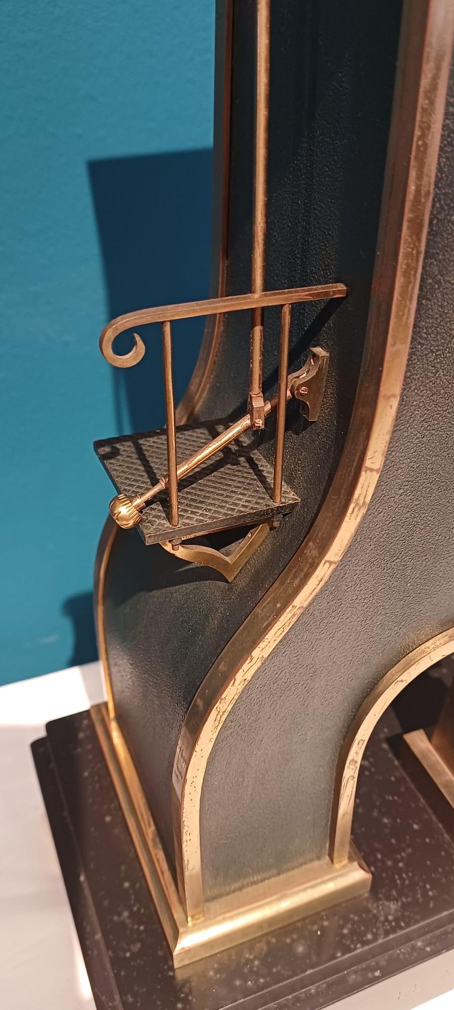 Horloge industrielle française à marteau à vapeur - Pendola pressa industriale Japy Freres Bon état - En vente à Milano, IT