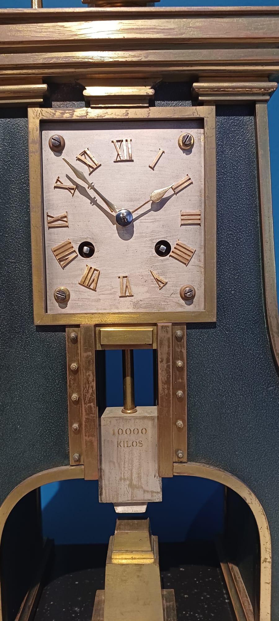 Bronze Horloge industrielle française à marteau à vapeur - Pendola pressa industriale Japy Freres en vente