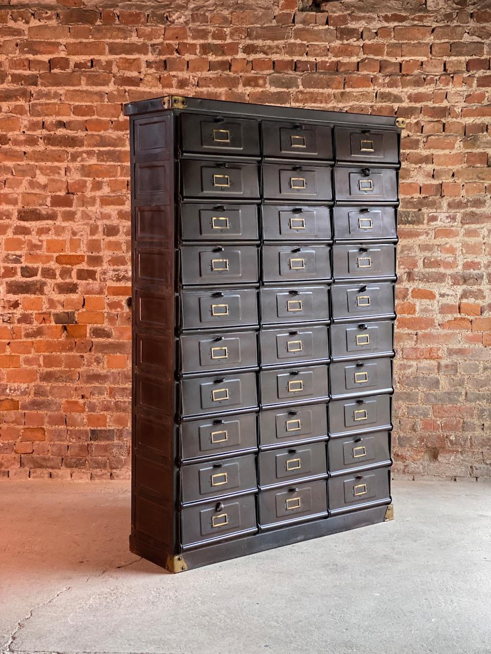 French Industrial Steel Cabinet by Strafor-Forges de Strasbourg, circa 1920 5