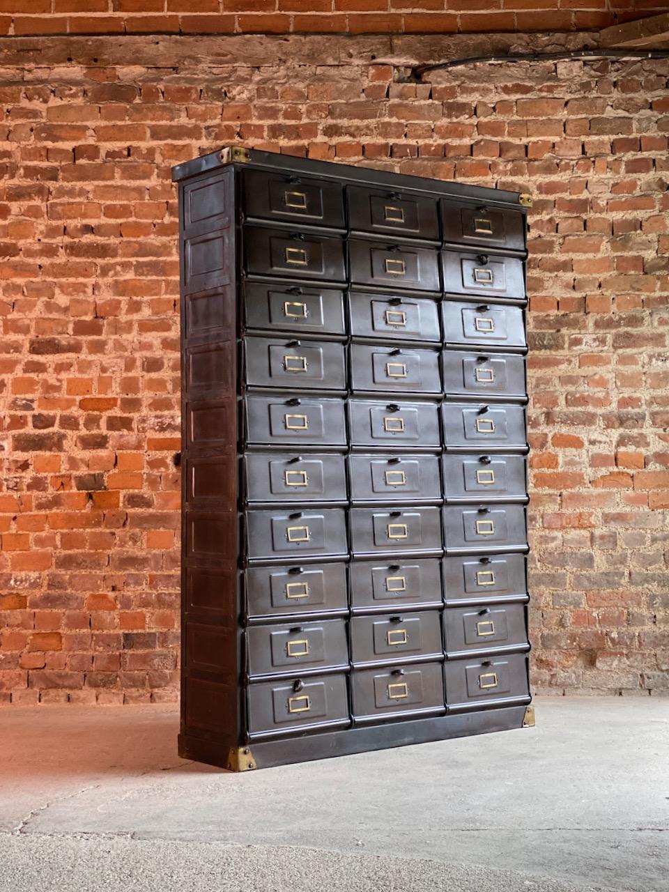 French Industrial Steel Cabinet by Strafor-Forges de Strasbourg, circa 1920 7