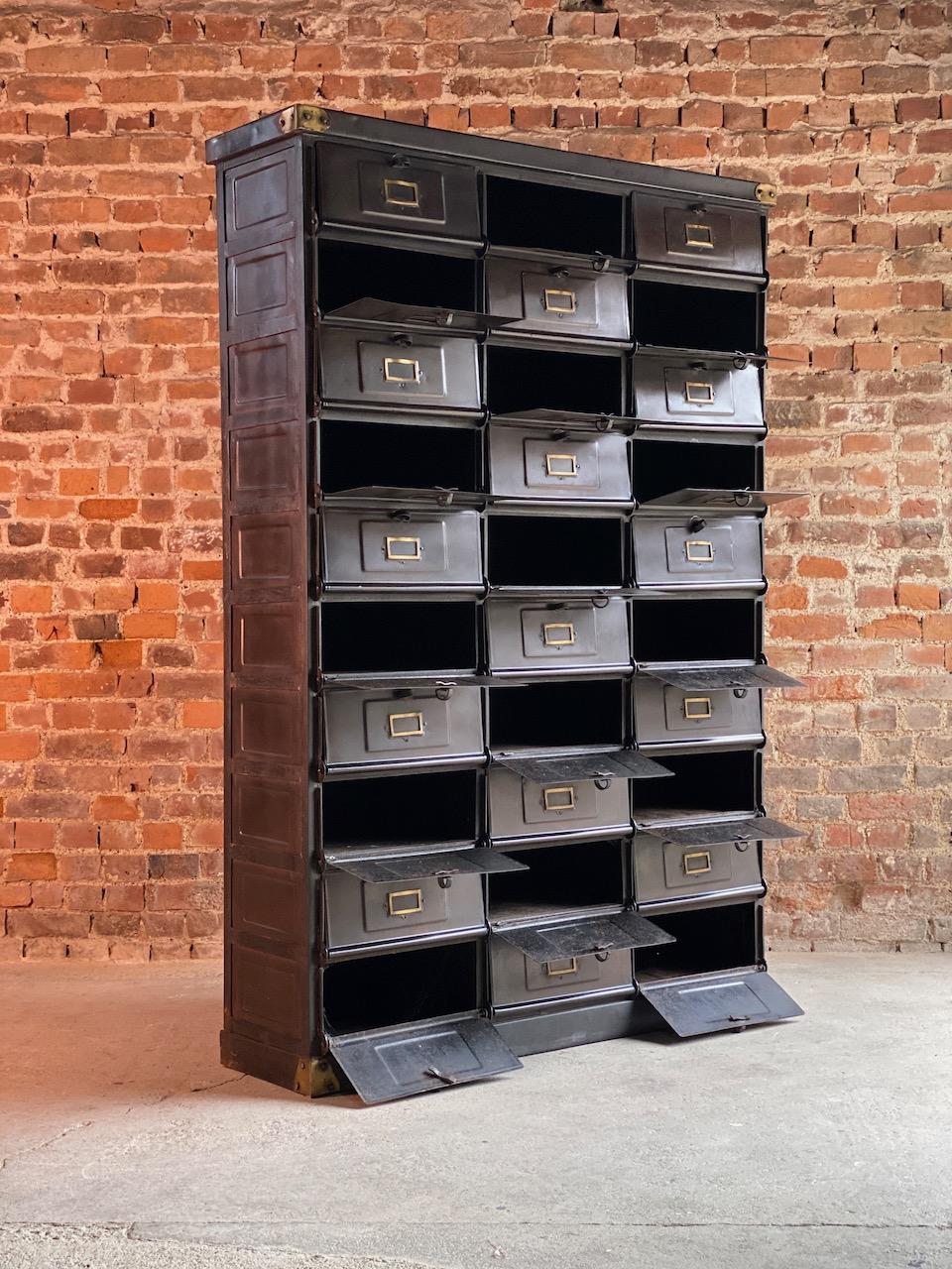 French Industrial Steel Cabinet by Strafor-Forges de Strasbourg, circa 1920 2