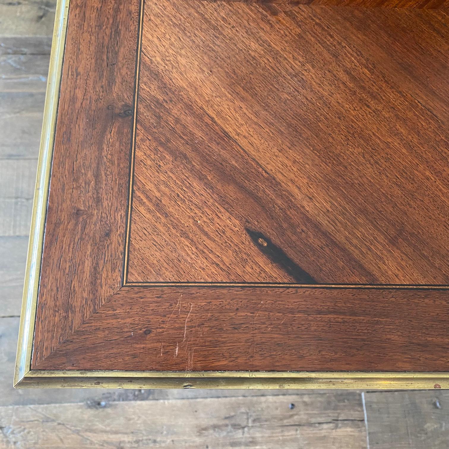 Table de jeu de backgammon incrustée française avec plateau en feutre réversible 1