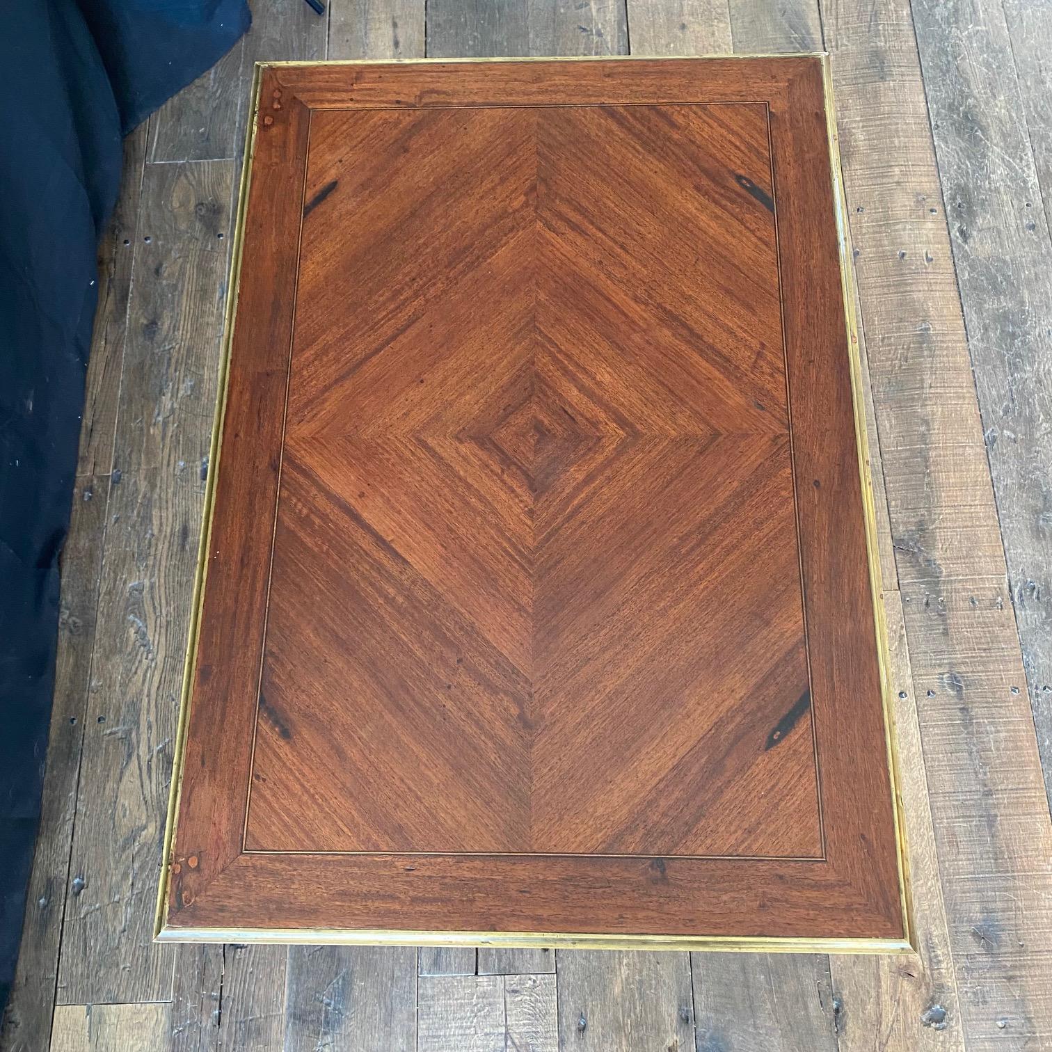 Table de jeu de backgammon incrustée française avec plateau en feutre réversible 3