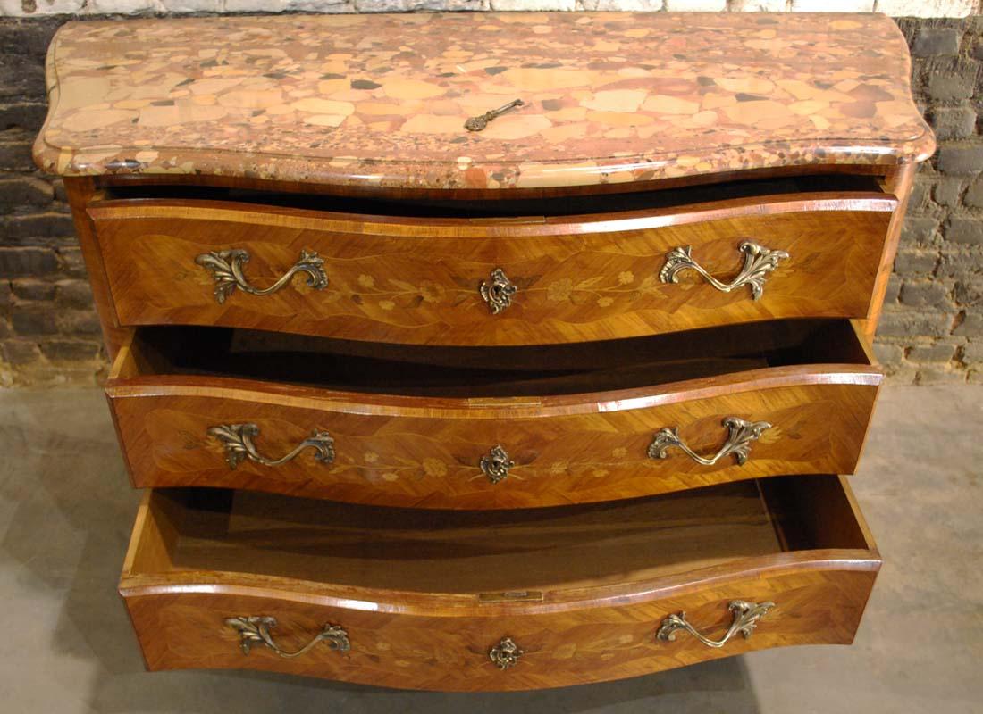 French Inlaid Dresser in Rosewood with Sarrancolin Marble Top 2