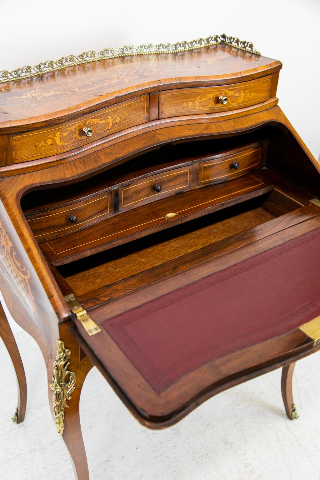 French Inlaid Ladies Desk For Sale 5