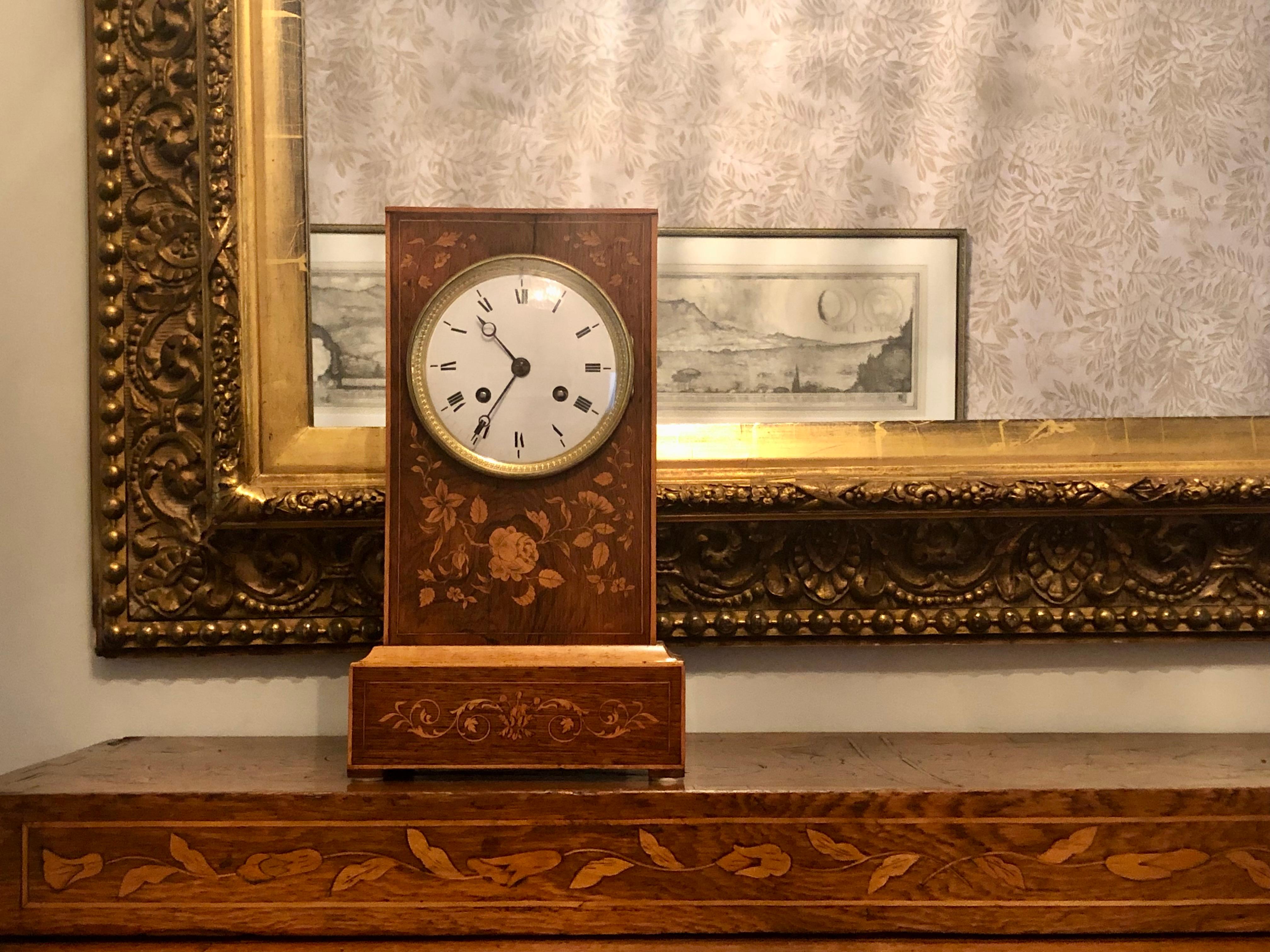 Belle Époque French Inlaid Marquetry Rosewood  Mantle Clock, 1820 For Sale
