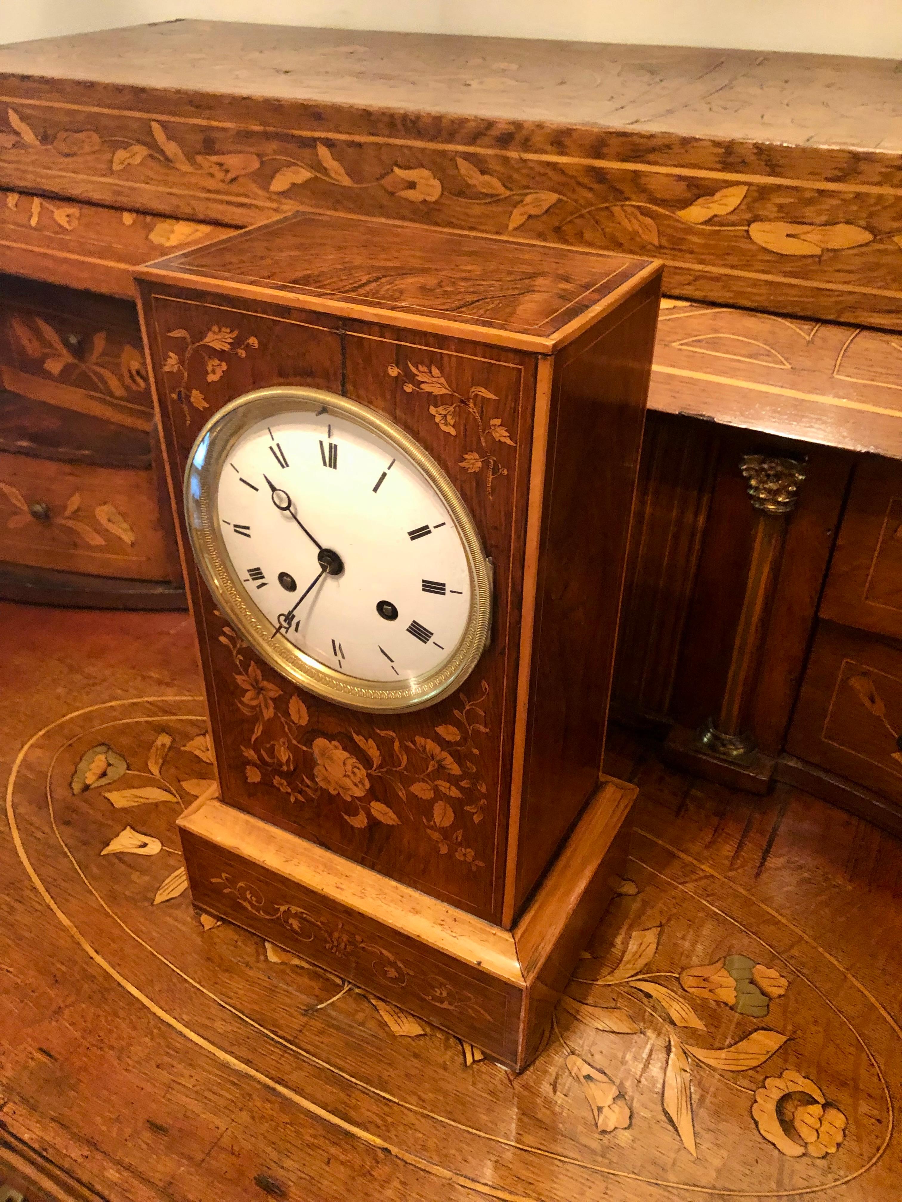 French Inlaid Marquetry Rosewood  Mantle Clock, 1820 For Sale 3