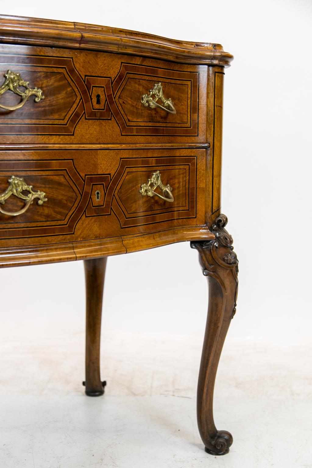 French Inlaid Serpentine Two-Drawer Table For Sale 4