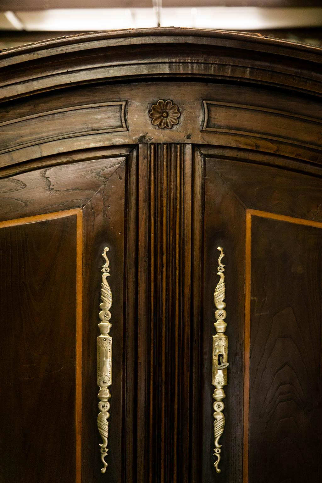 French Inlaid Walnut Armoire  In Good Condition In Wilson, NC