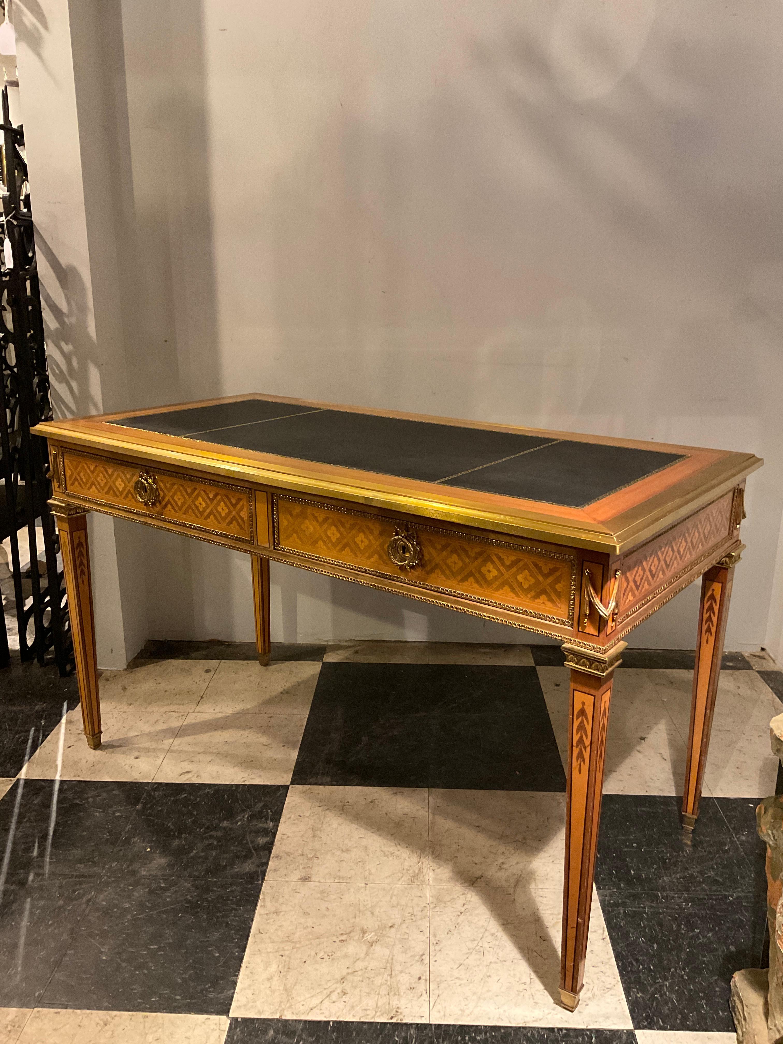French Inlay Leather Top Desk, Finished On Both Sides In Good Condition For Sale In Tarrytown, NY