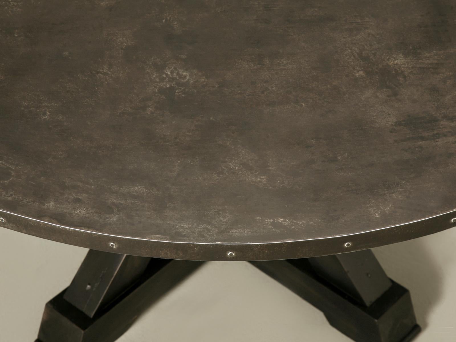 Fait main Table de salle à manger en zinc d'inspiration française fabriquée à la main Disponible dans n'importe quelle dimension ou finition en vente