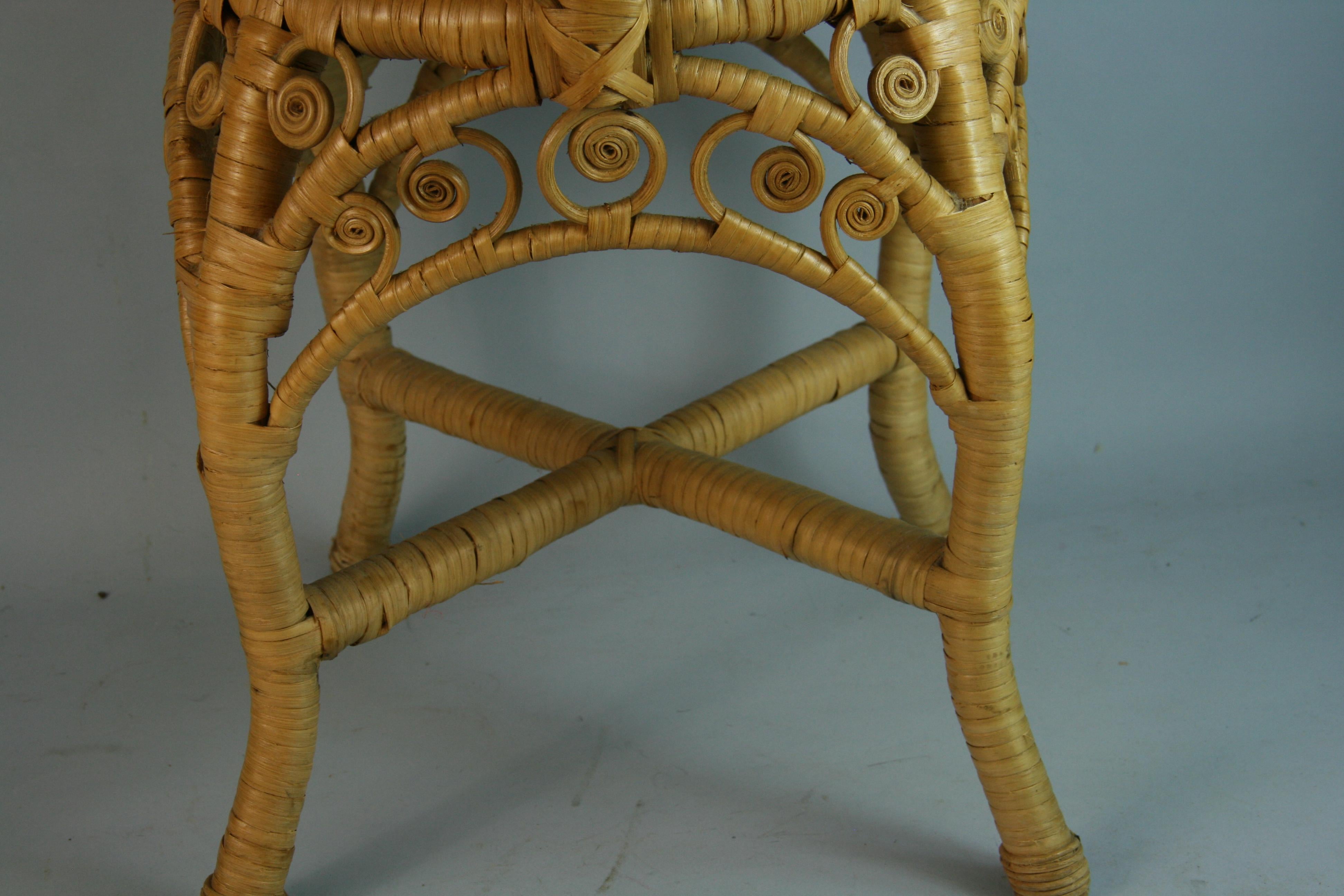 French Intricately Detailed Rattan Wicker Stool 7