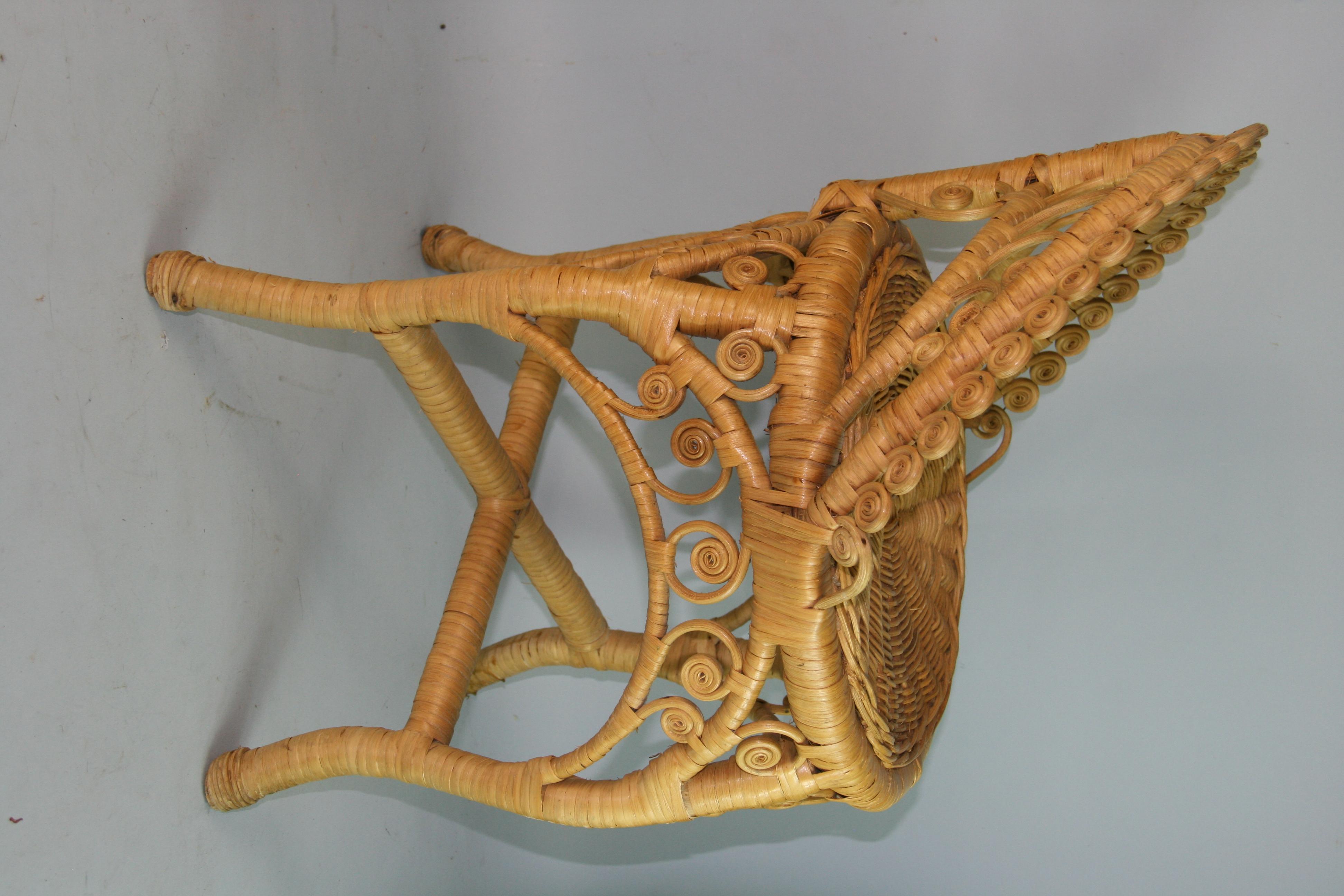 French Intricately Detailed Rattan Wicker Stool 8
