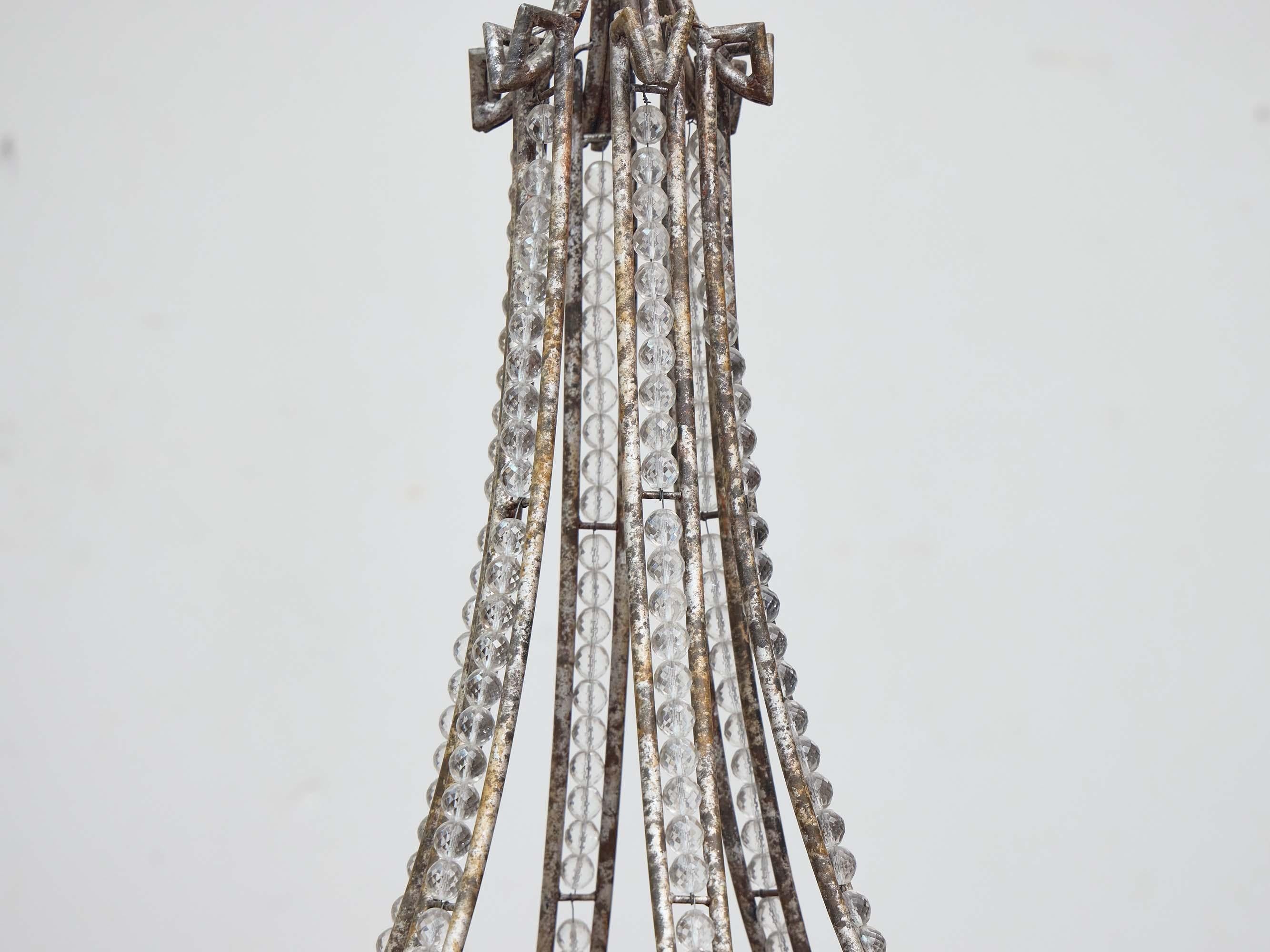 Französischer Sechs-Licht-Kronleuchter aus Eisen und Perlen, 19. im Angebot 2