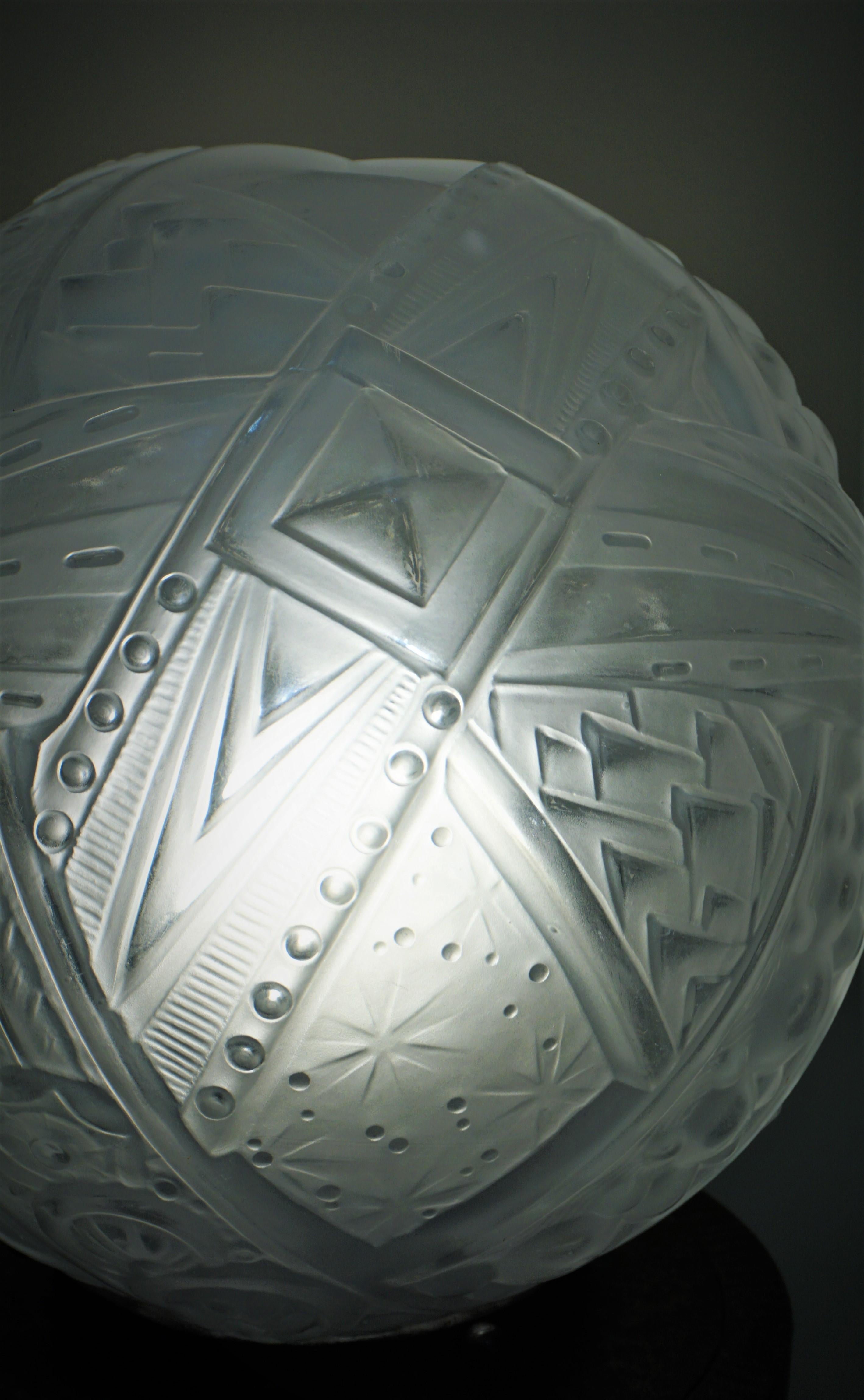 French Iron and Glass Art Deco Floor Lamp by Muller Freres 5