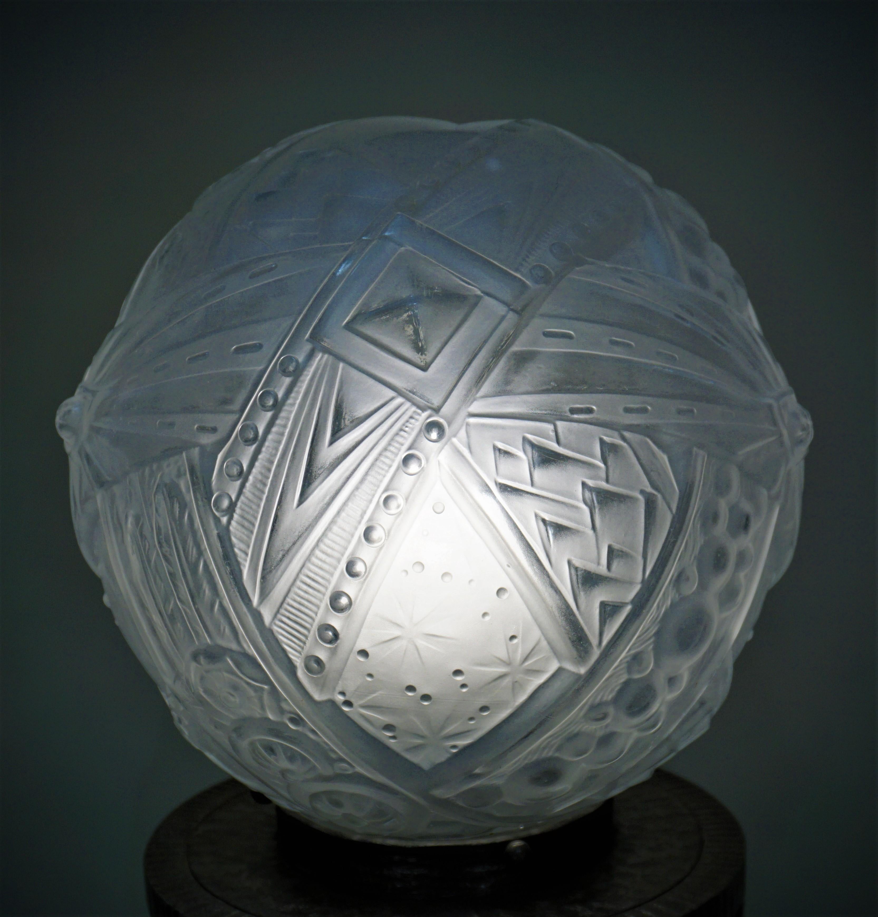 Early 20th Century French Iron and Glass Art Deco Floor Lamp by Muller Freres