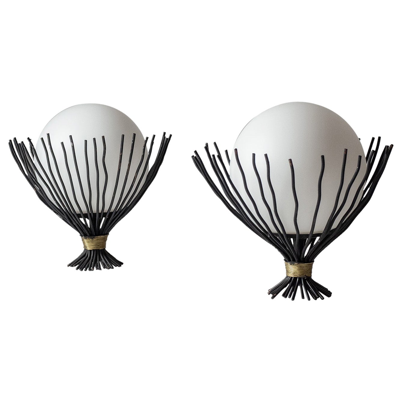Lampes de table françaises en fer et verre, années 1960 en vente