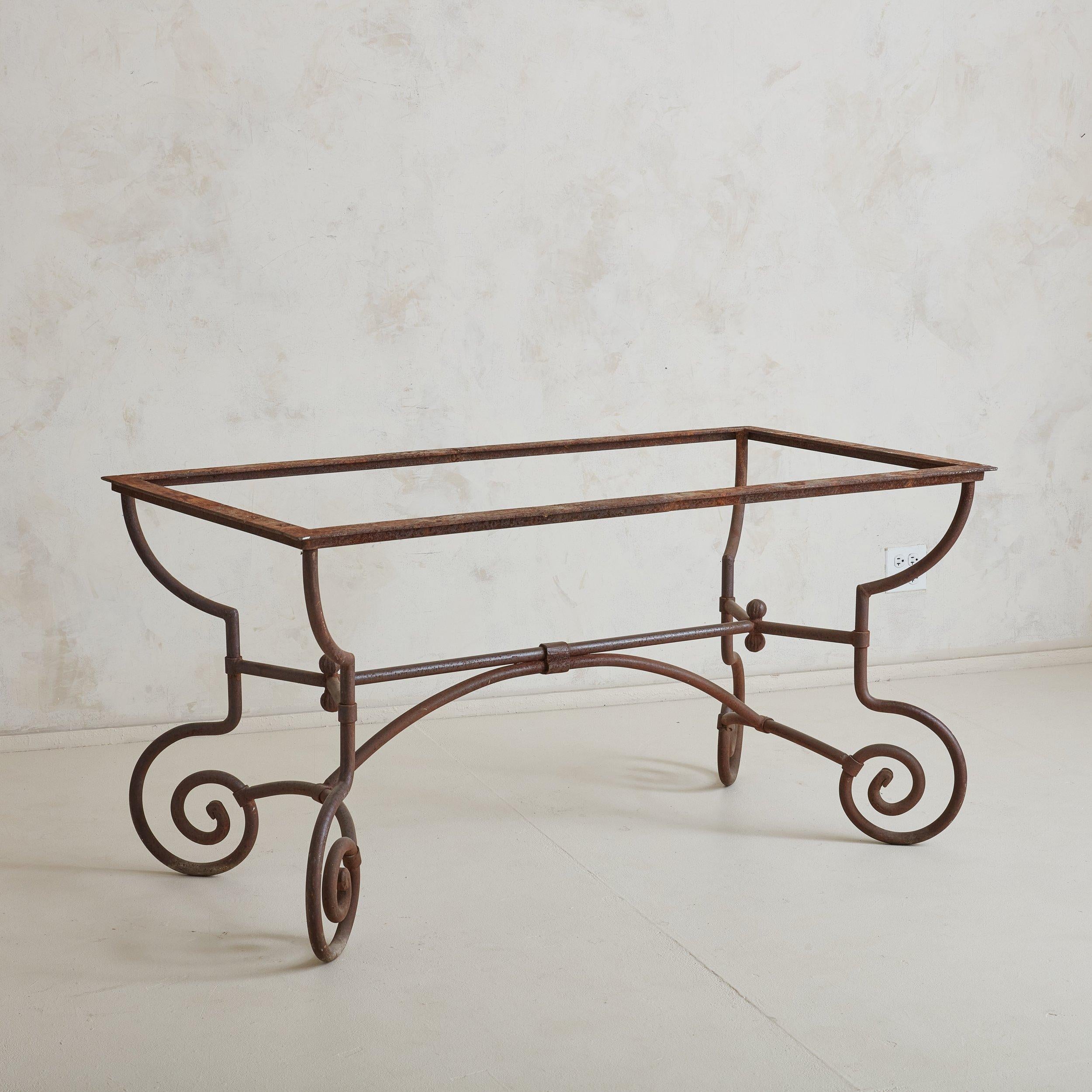 Neoclassical French Iron and Marble Dining or Occasional Table, France 1960s For Sale