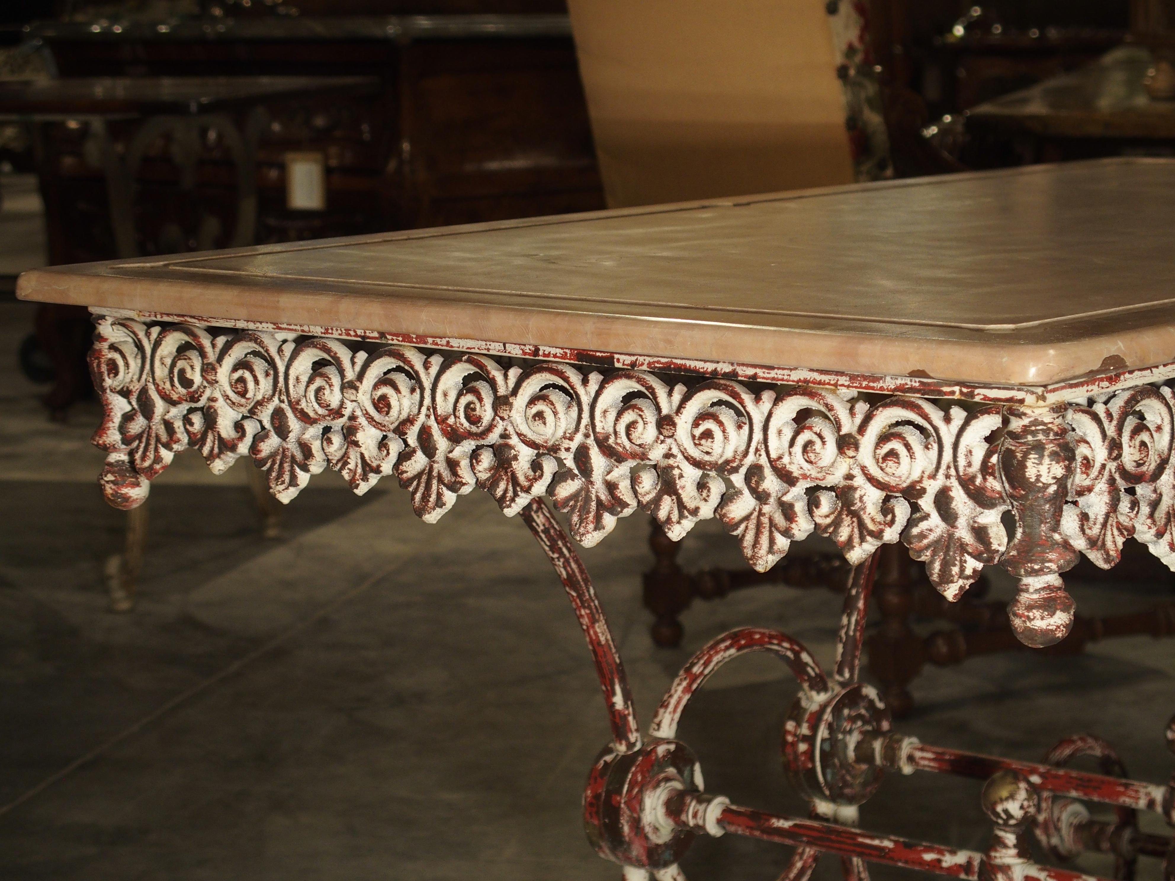 Table de pâtisserie française en fer et marbre 5