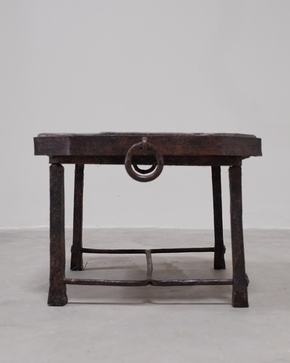 French Iron and Slate side table In Good Condition For Sale In Los Angeles, CA