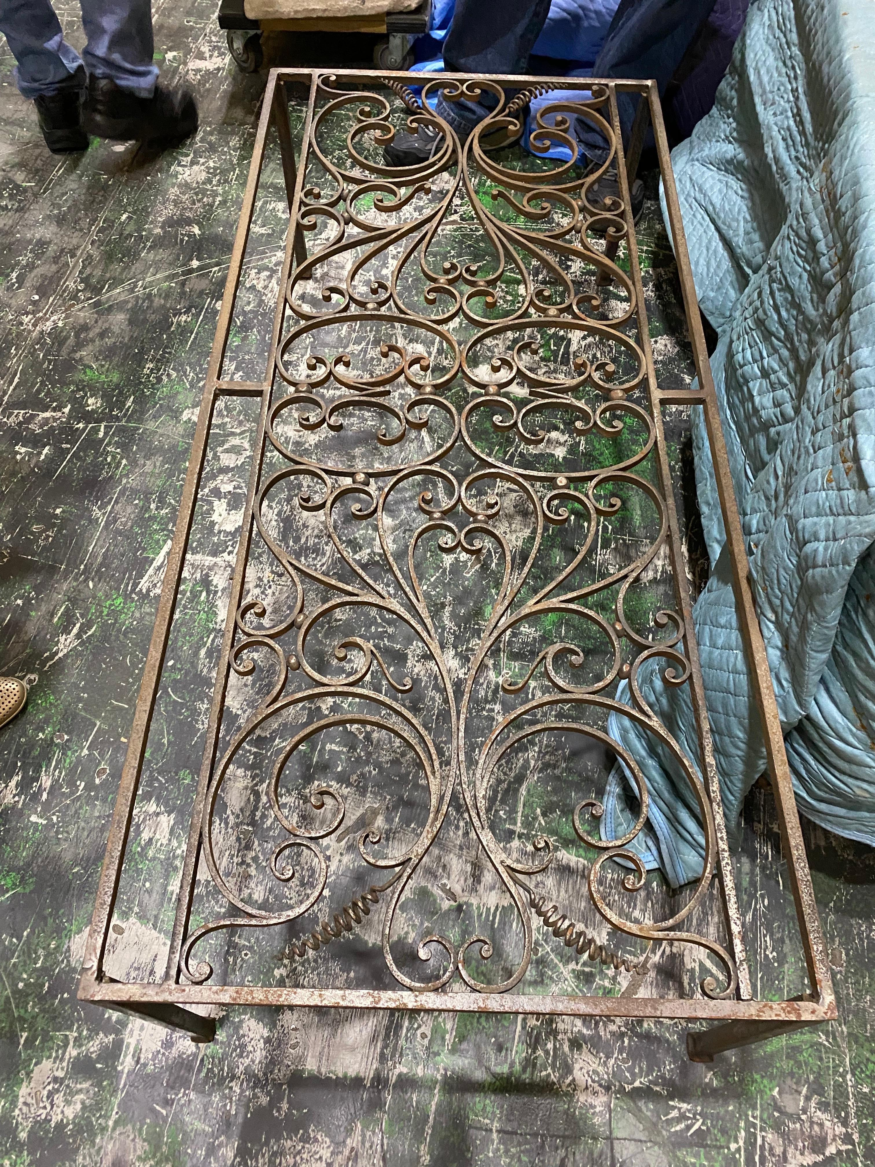 French Iron Architectural Fragment coffee table Frame with glass top
Scrolling, foliated iron fragment coffee table frame. Glass top not shown but available. Found in the Paris Puces Flea Market. Some rust to finish otherwise good