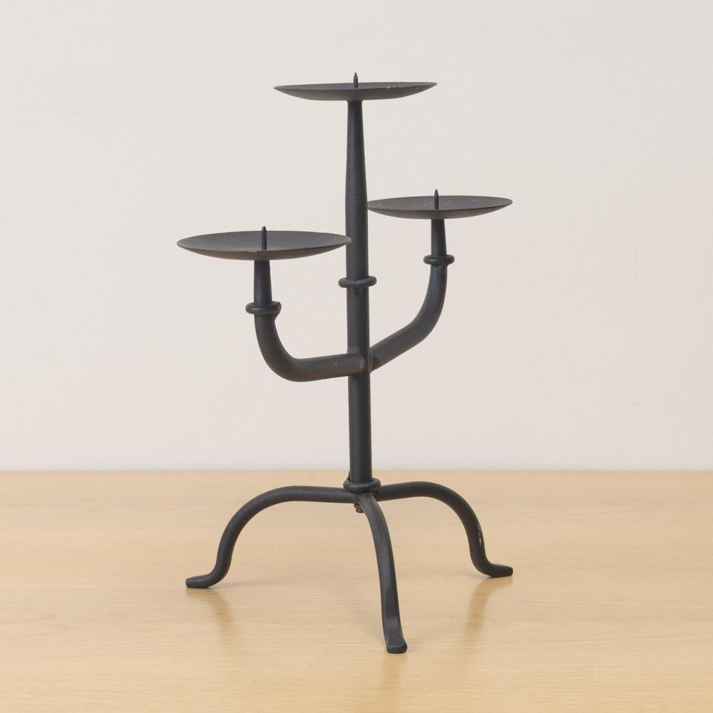 XX secolo Candelabro francese in ferro in vendita